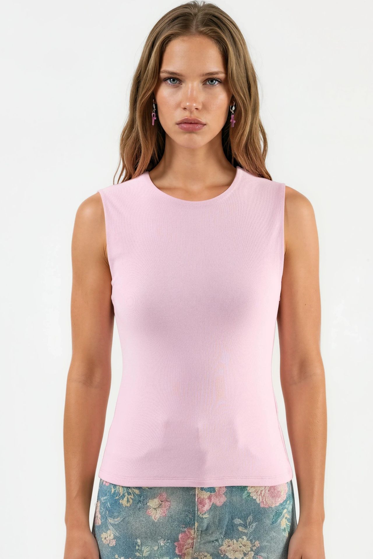 BUSEM Crew Neck Sleeveless Solid Top 6