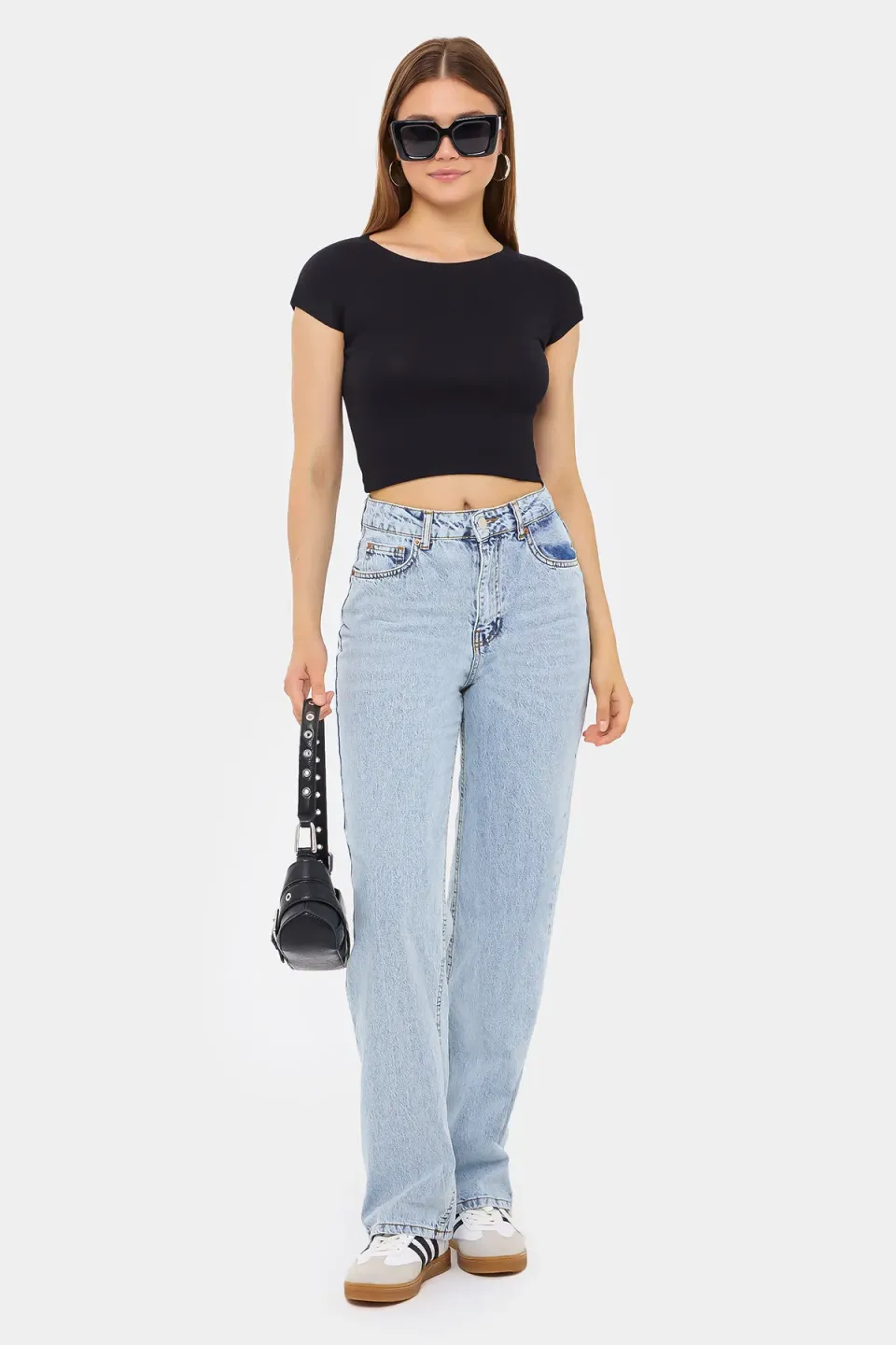 Basic Round Neck Short Sleeve Cropped Top