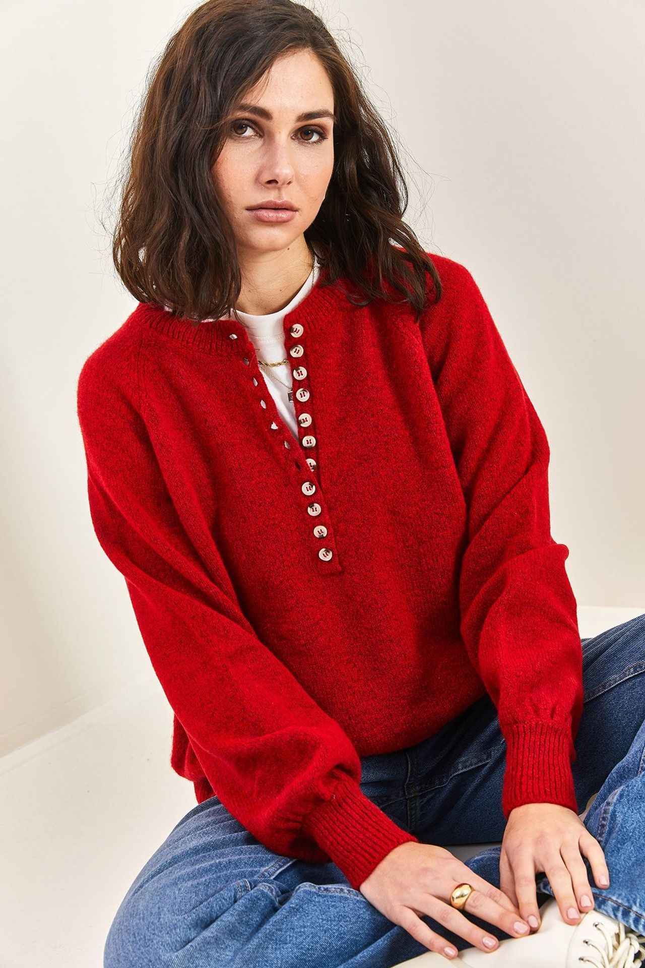 LUCCI Button-Collar Knit Sweater 2