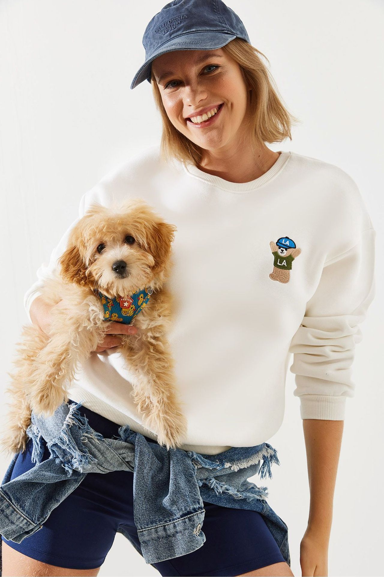 LUCCI Embroidered Cotton Crew Neck Sweatshirt