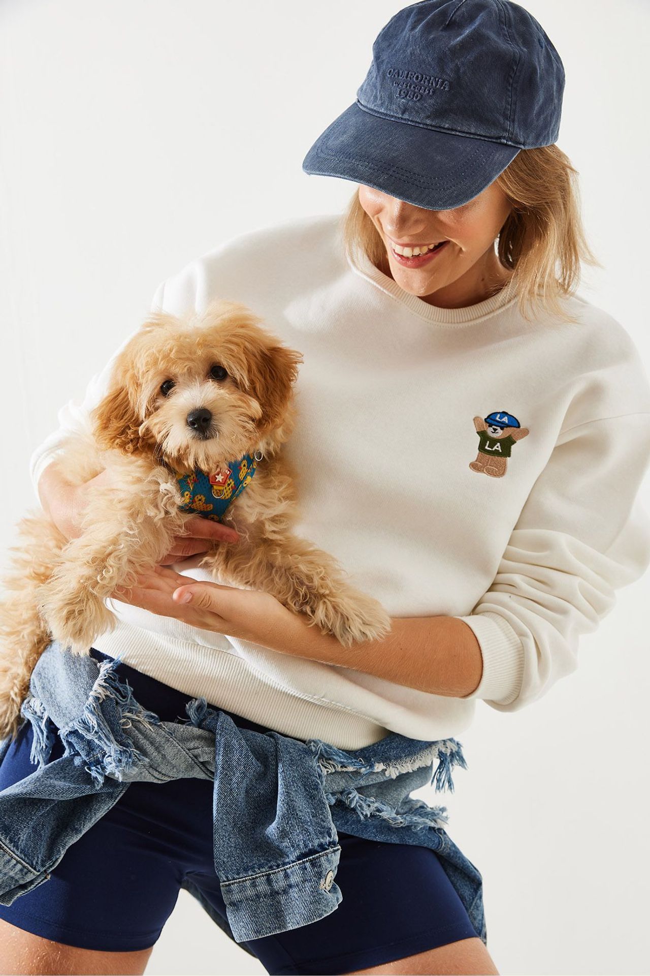 LUCCI Embroidered Cotton Crew Neck Sweatshirt