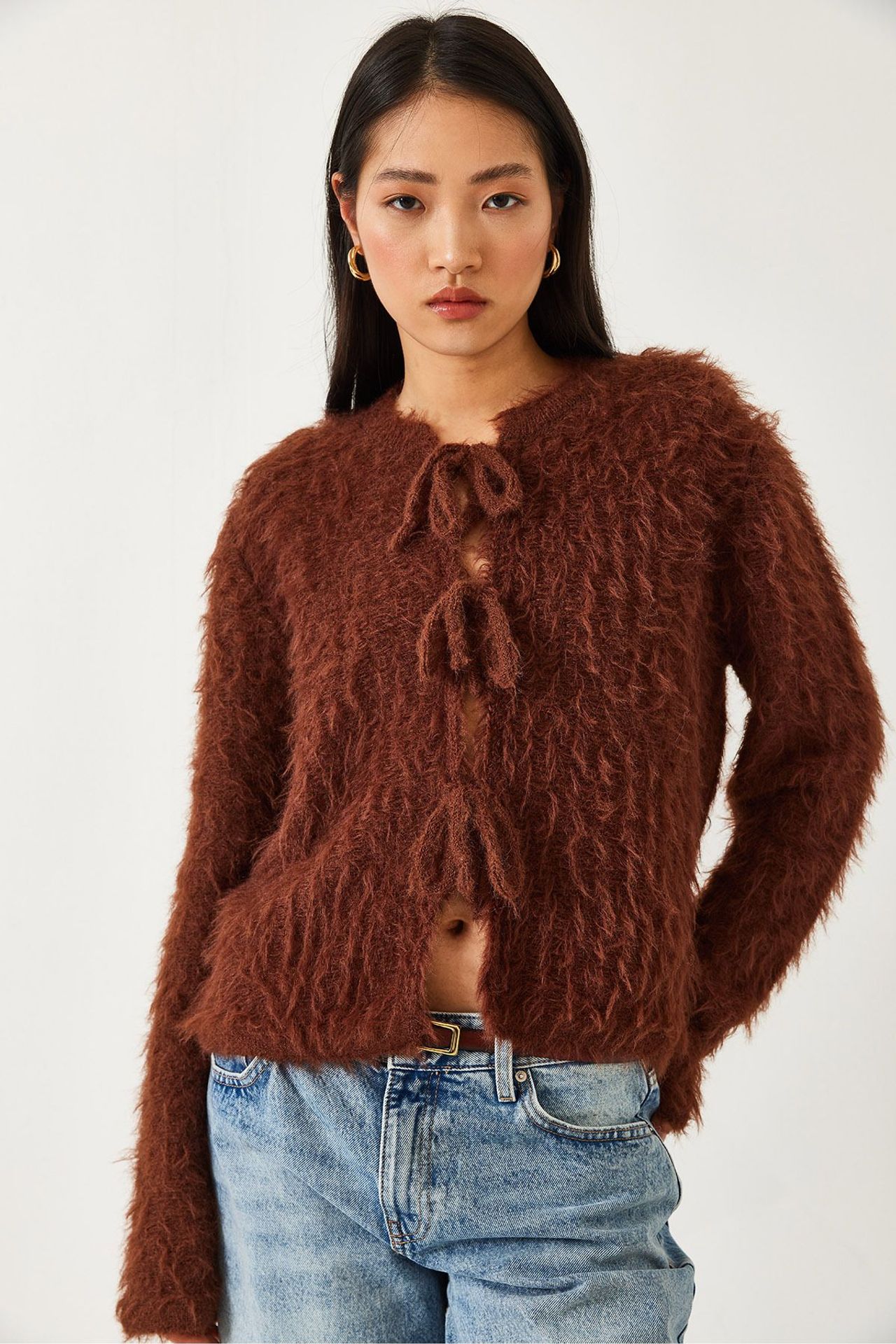 LUCCI Frilly Cropped Ribbed Knit Cardigan with Tie Closure 3