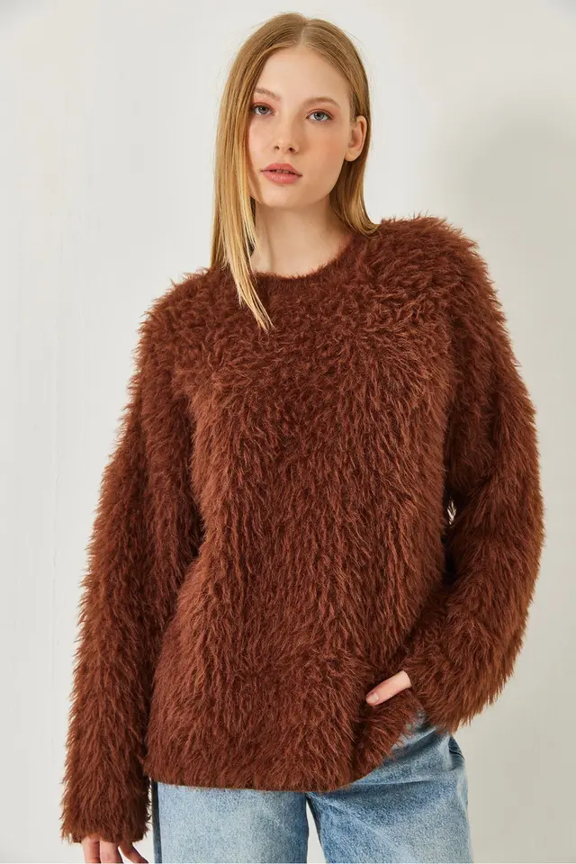 LUCCI Oversized Dokusuz Triko Kazak, Peluş Detaylı