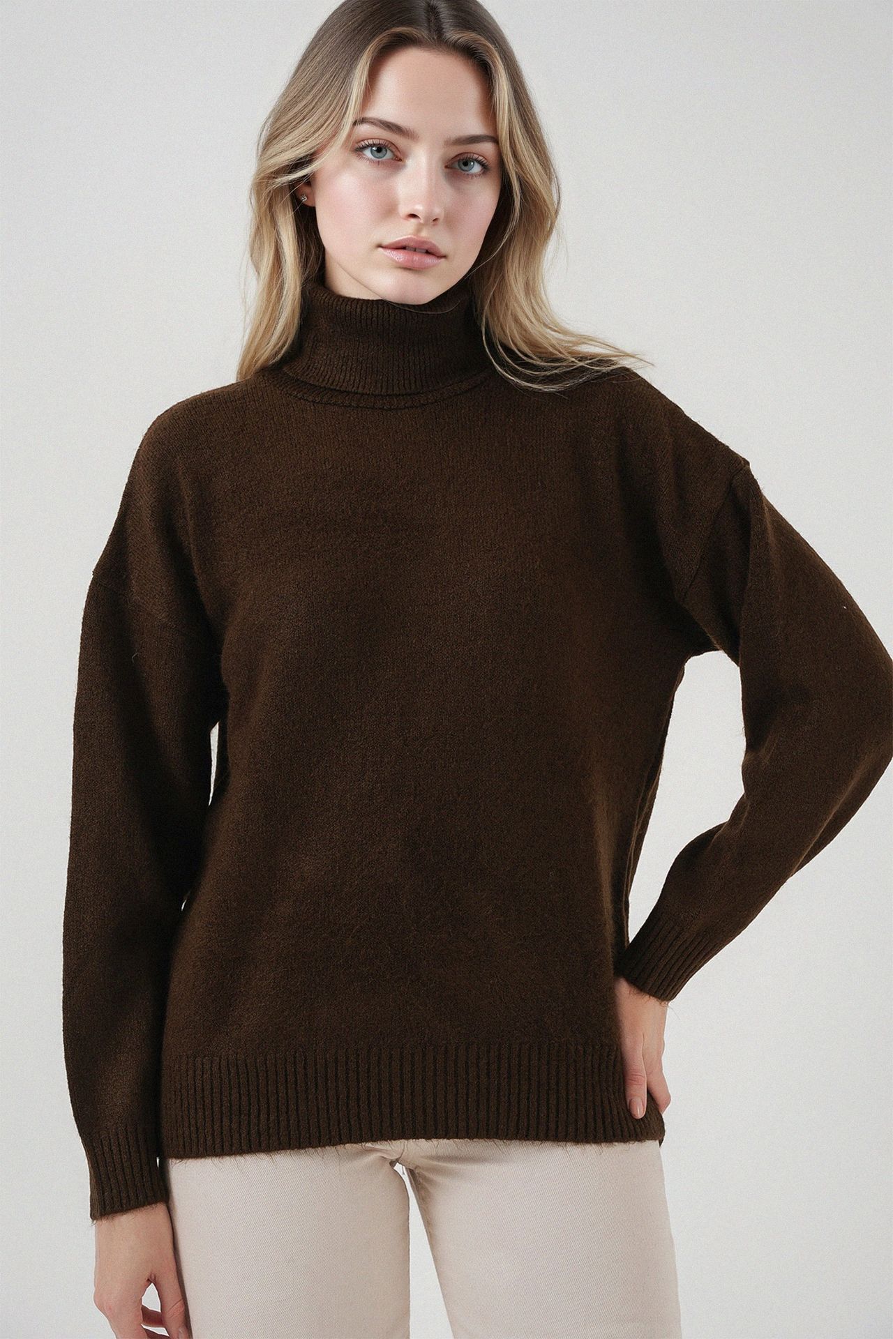 BDART Oversized Ribbed Turtleneck Sweater 3