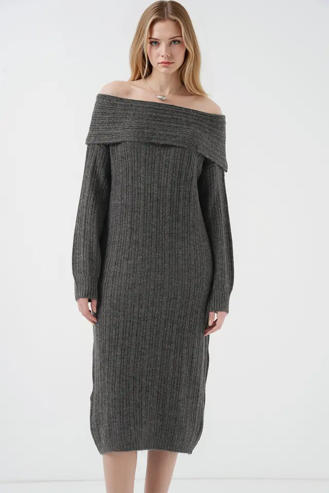 BDART Oversized Ribbed Knit Midi Dress with Madonna Collar