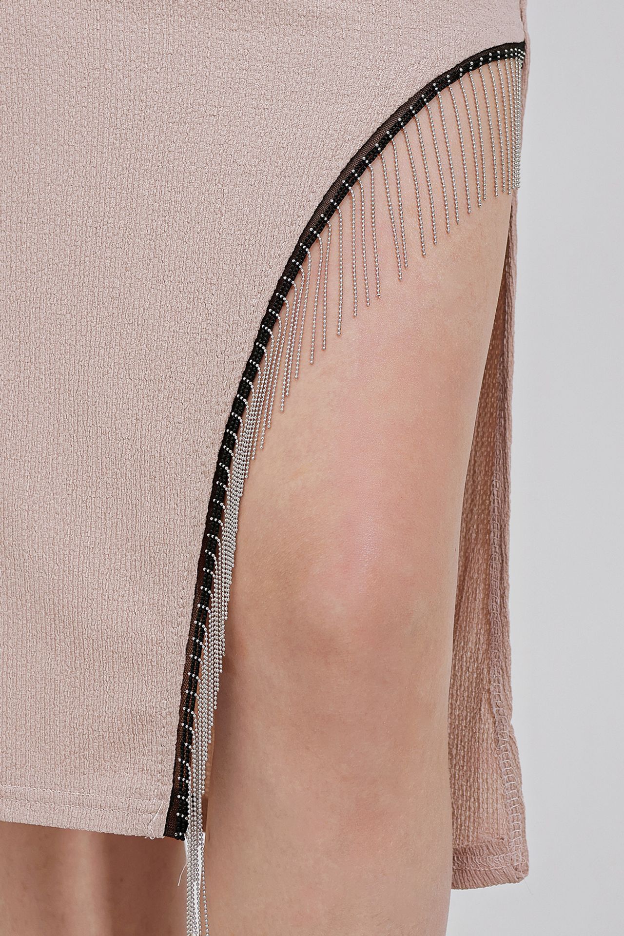 BDART Textured Midi Skirt with Chain Detail 3