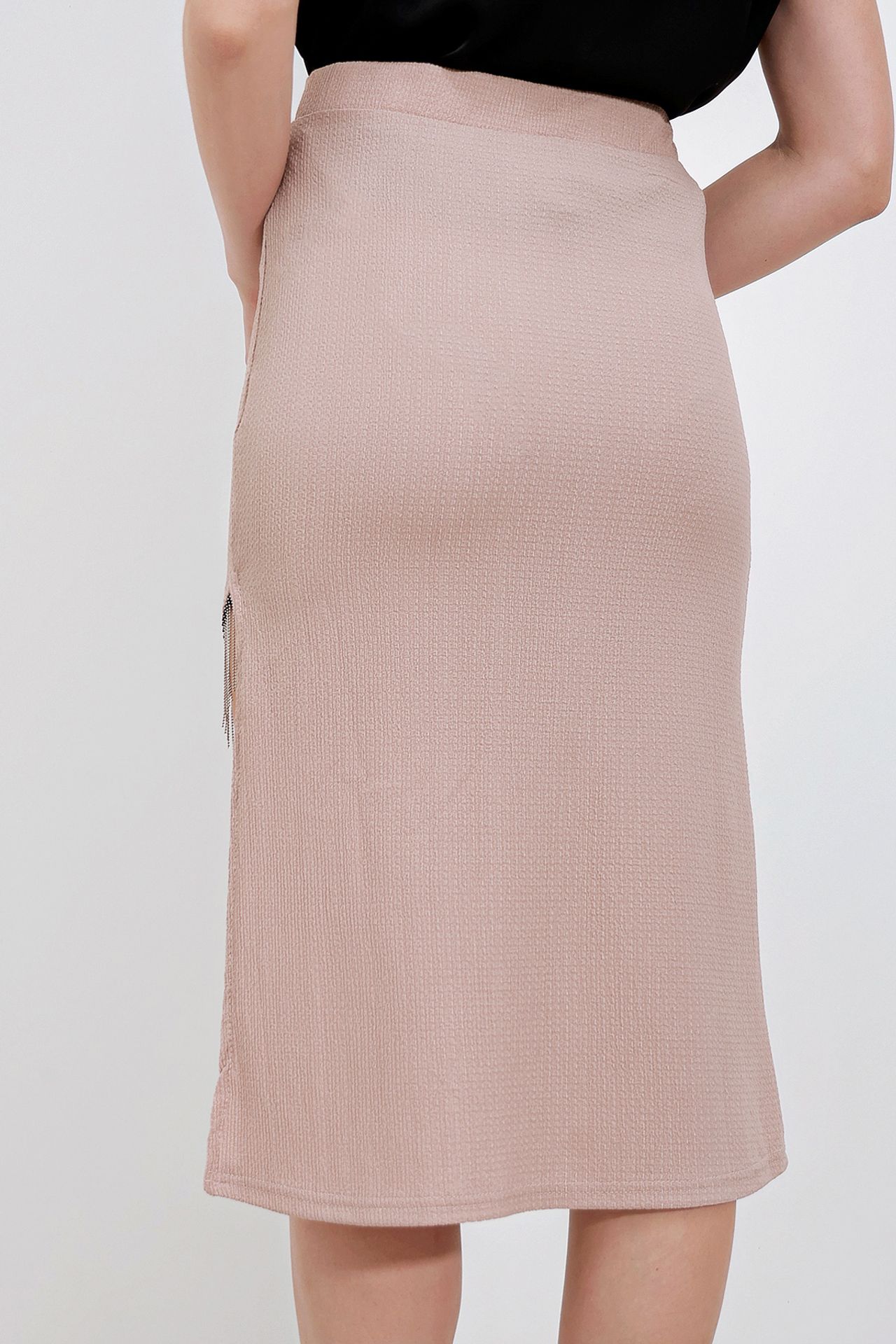 BDART Textured Midi Skirt with Chain Detail 4