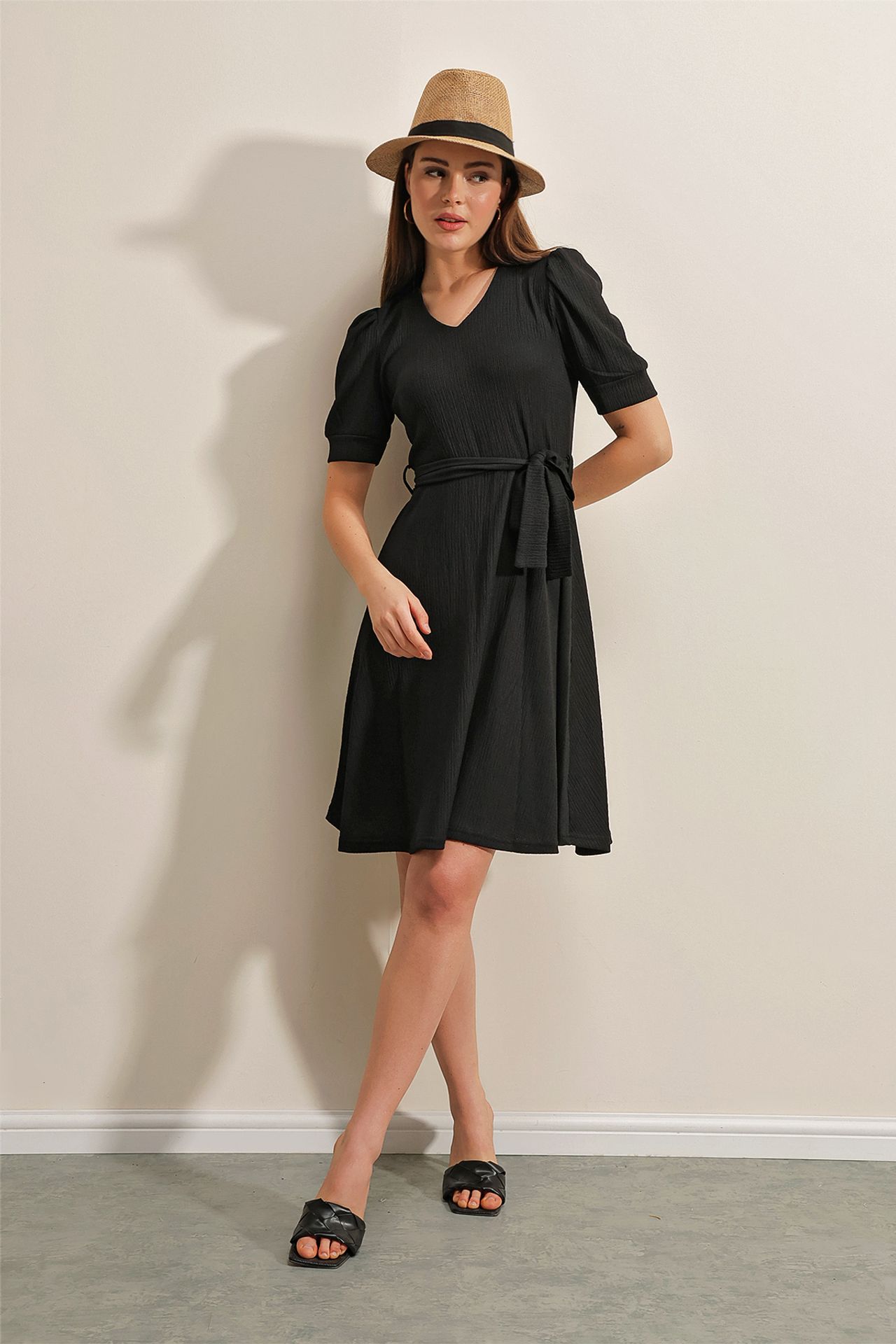 BDART Textured V-Neck Midi Knit Dress with Bow 2