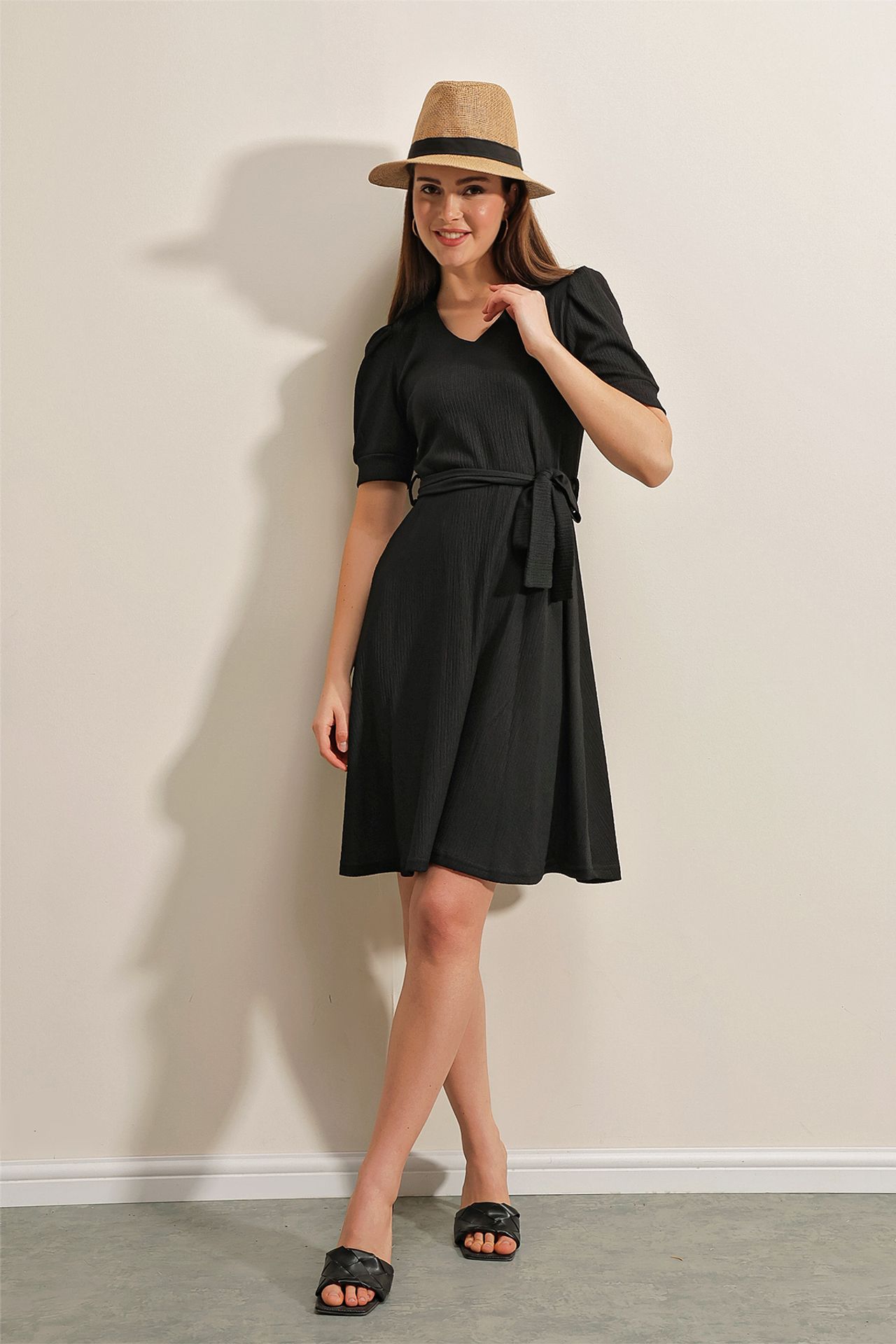 BDART Textured V-Neck Midi Knit Dress with Bow 3