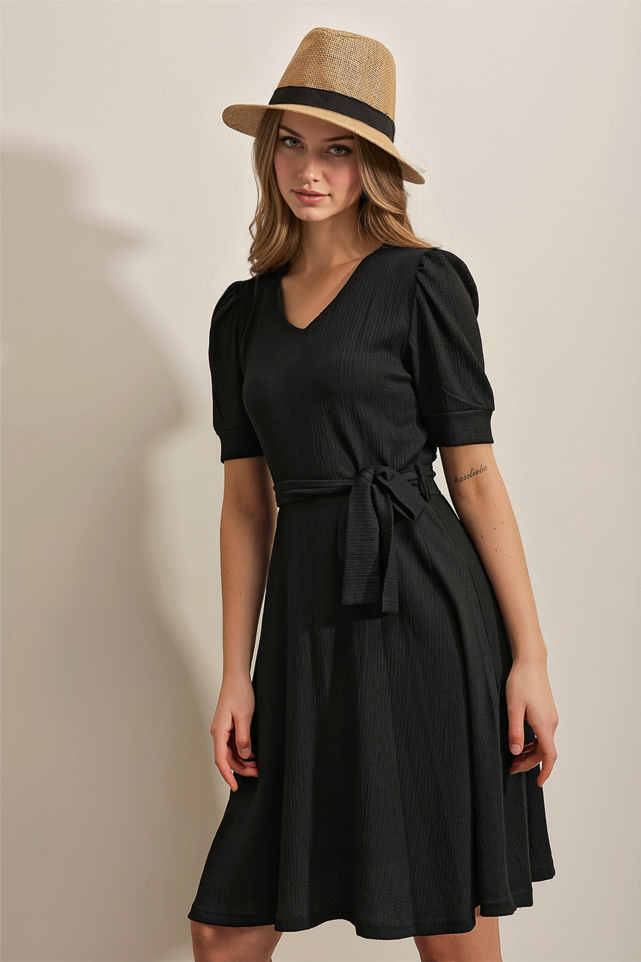 BDART Textured V-Neck Midi Knit Dress with Bow 4