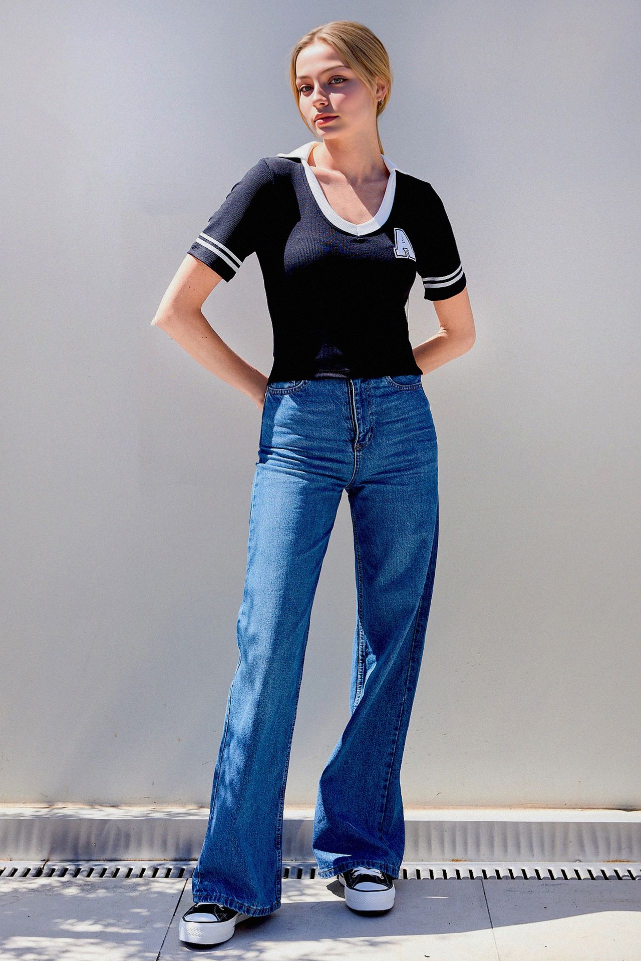 BDART Embroidered Polo Shirt with Textured Knit 3