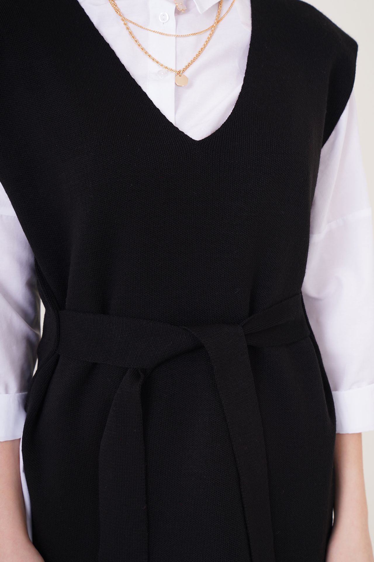 BDART V-Neck Acrylic Knit Sweater Vest with Tie Closure 4