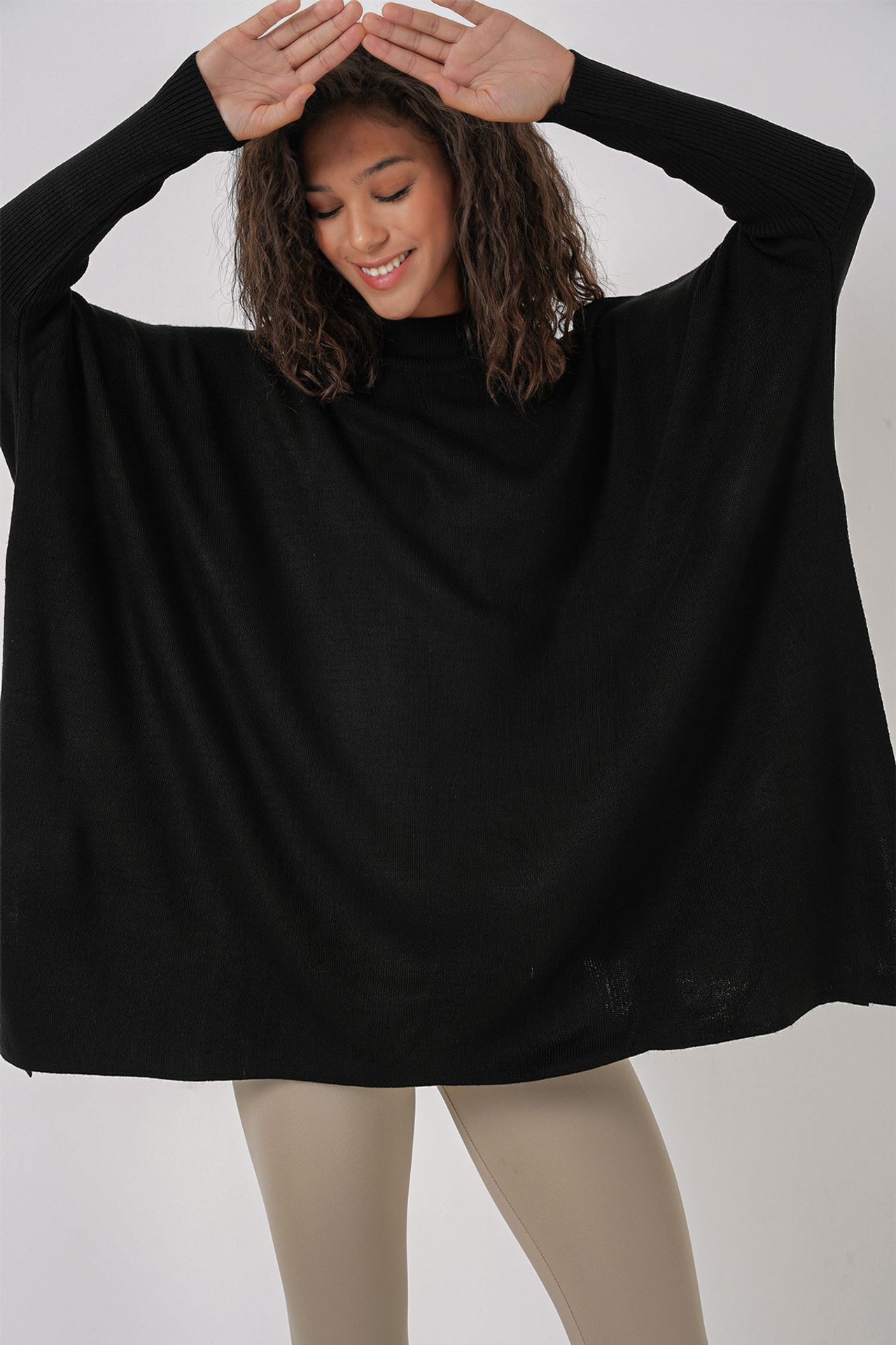 BDART Oversized Acrylic Crew Neck Jumper 1