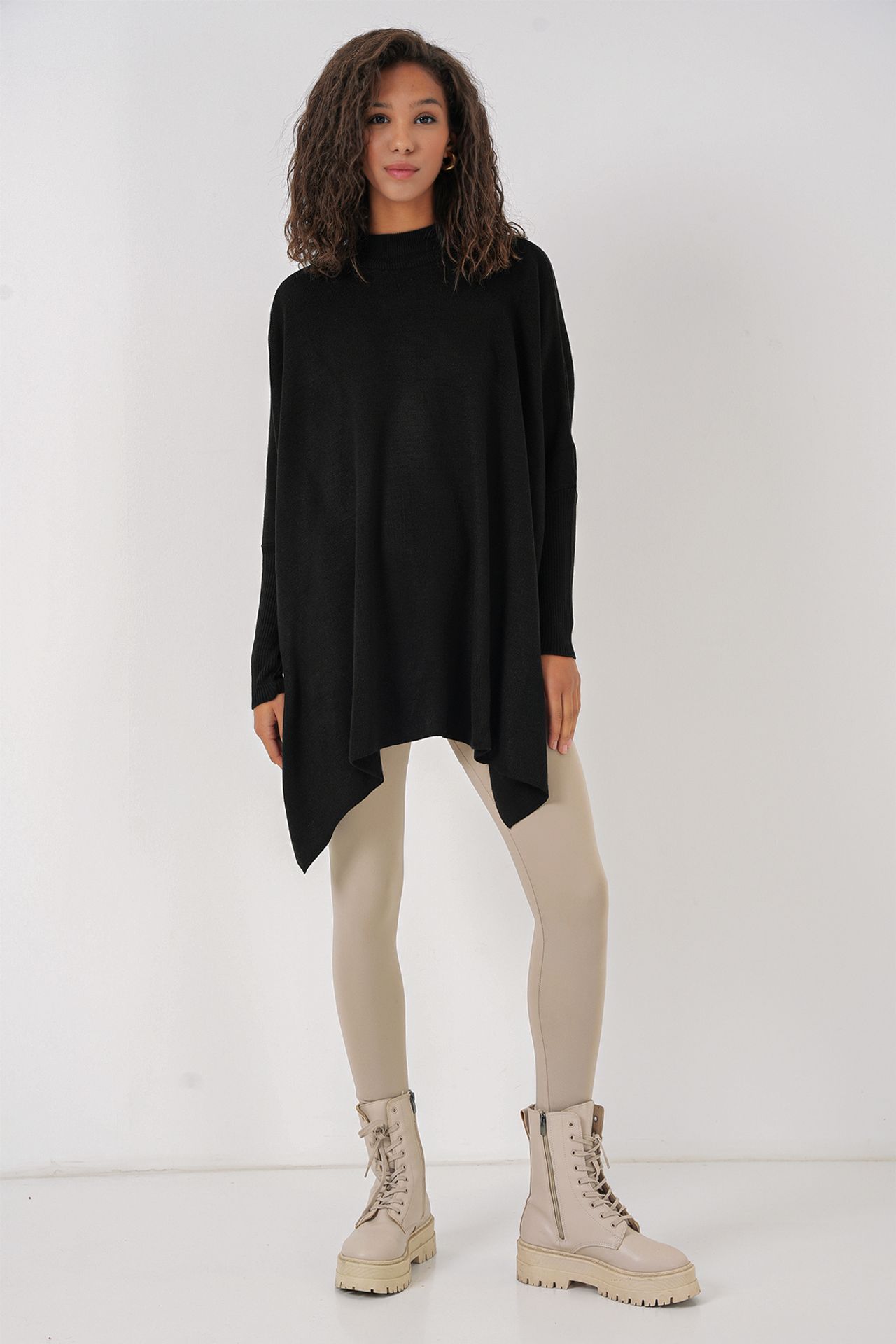 BDART Oversized Acrylic Crew Neck Jumper 2