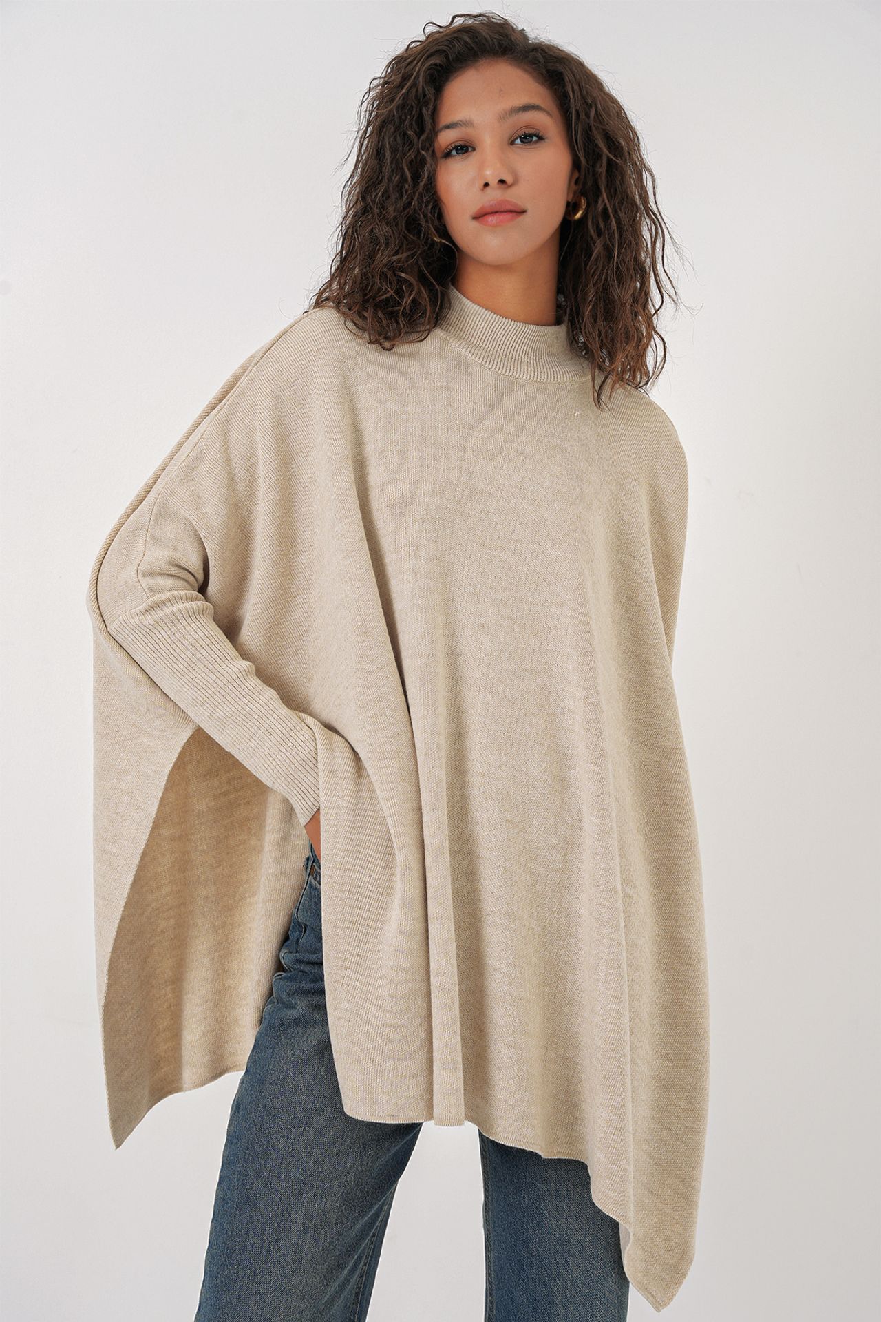 BDART Oversized Acrylic Crew Neck Jumper 3