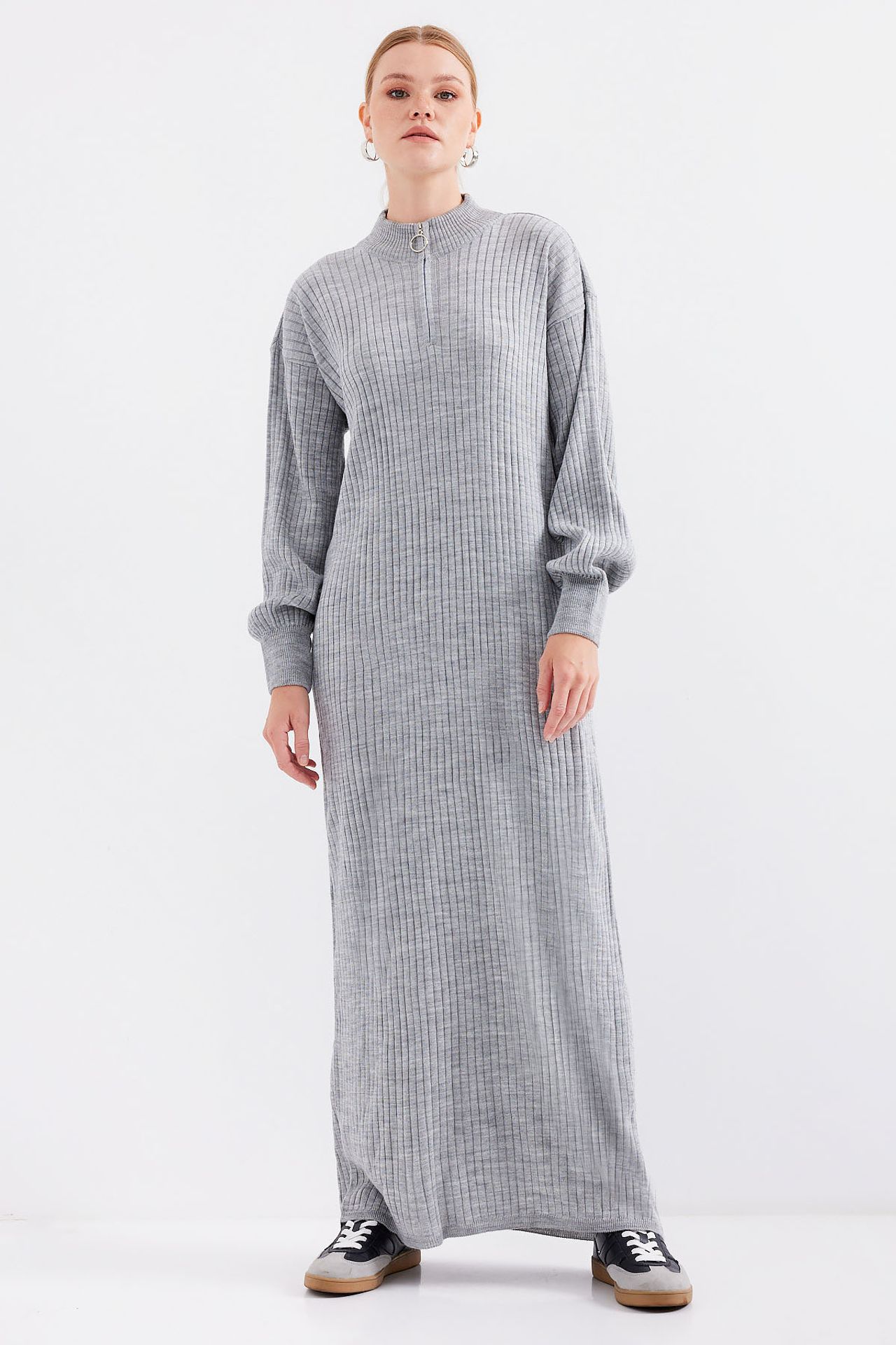 BDART Textured Knit Dress with Half Turtleneck and Zipper 3