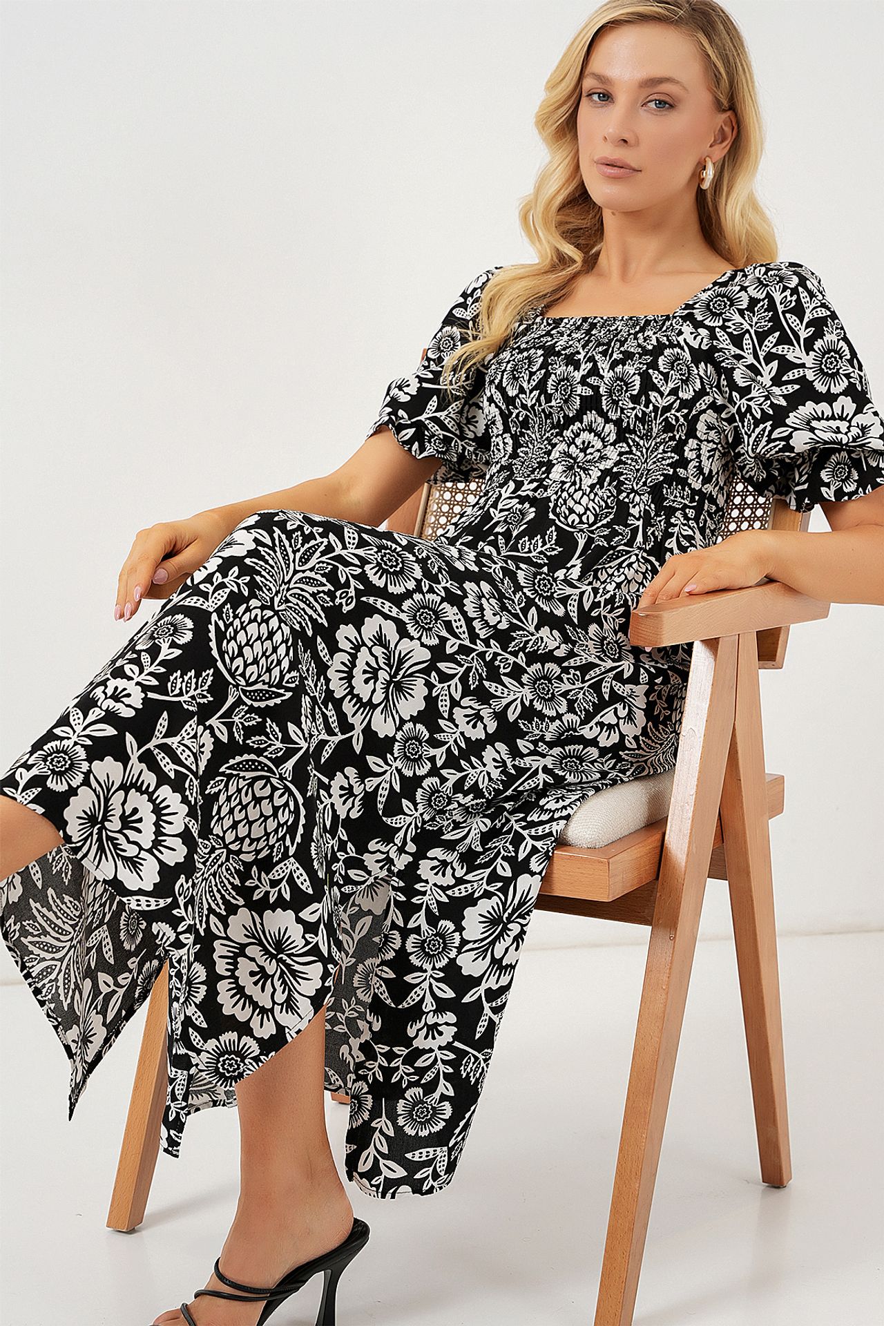 BDART Floral Midi Dress with Square Collar and Slit 1