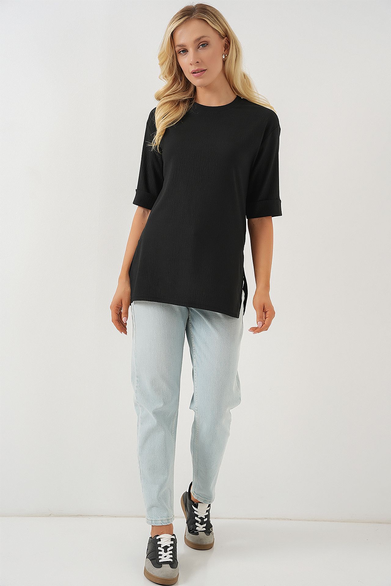 BDART Textured Crew Neck Short Sleeve T-Shirt 2
