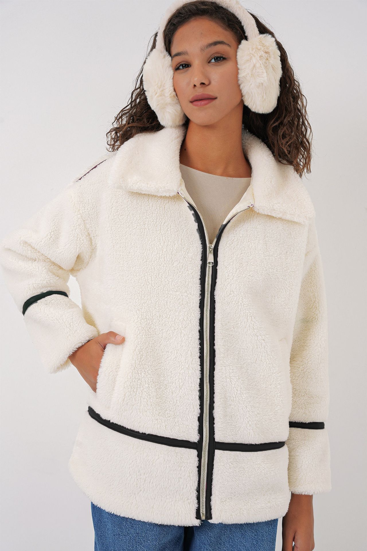BDART Plush Shawl Collar Faux-Fur Coat 3