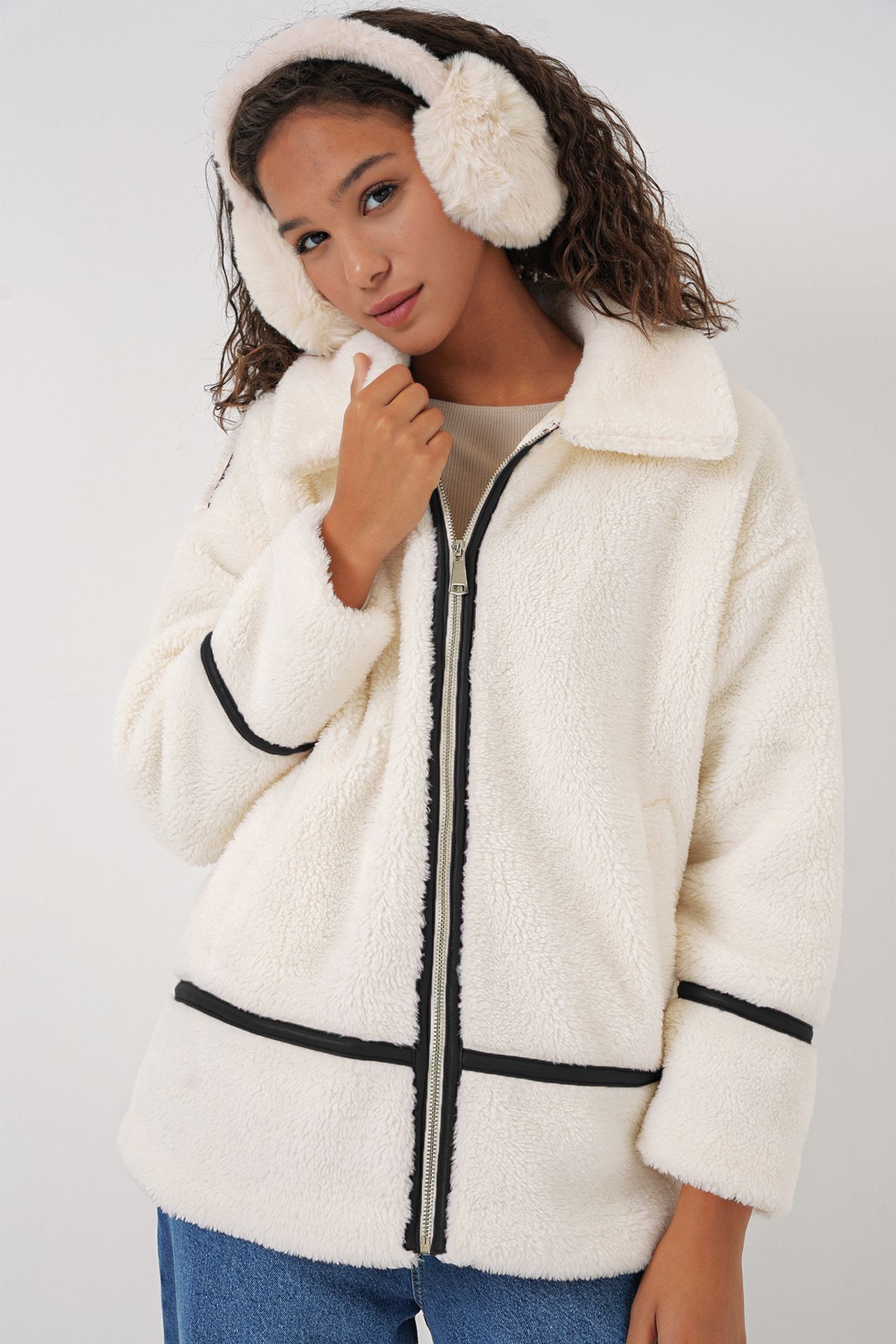 BDART Plush Shawl Collar Faux-Fur Coat 4
