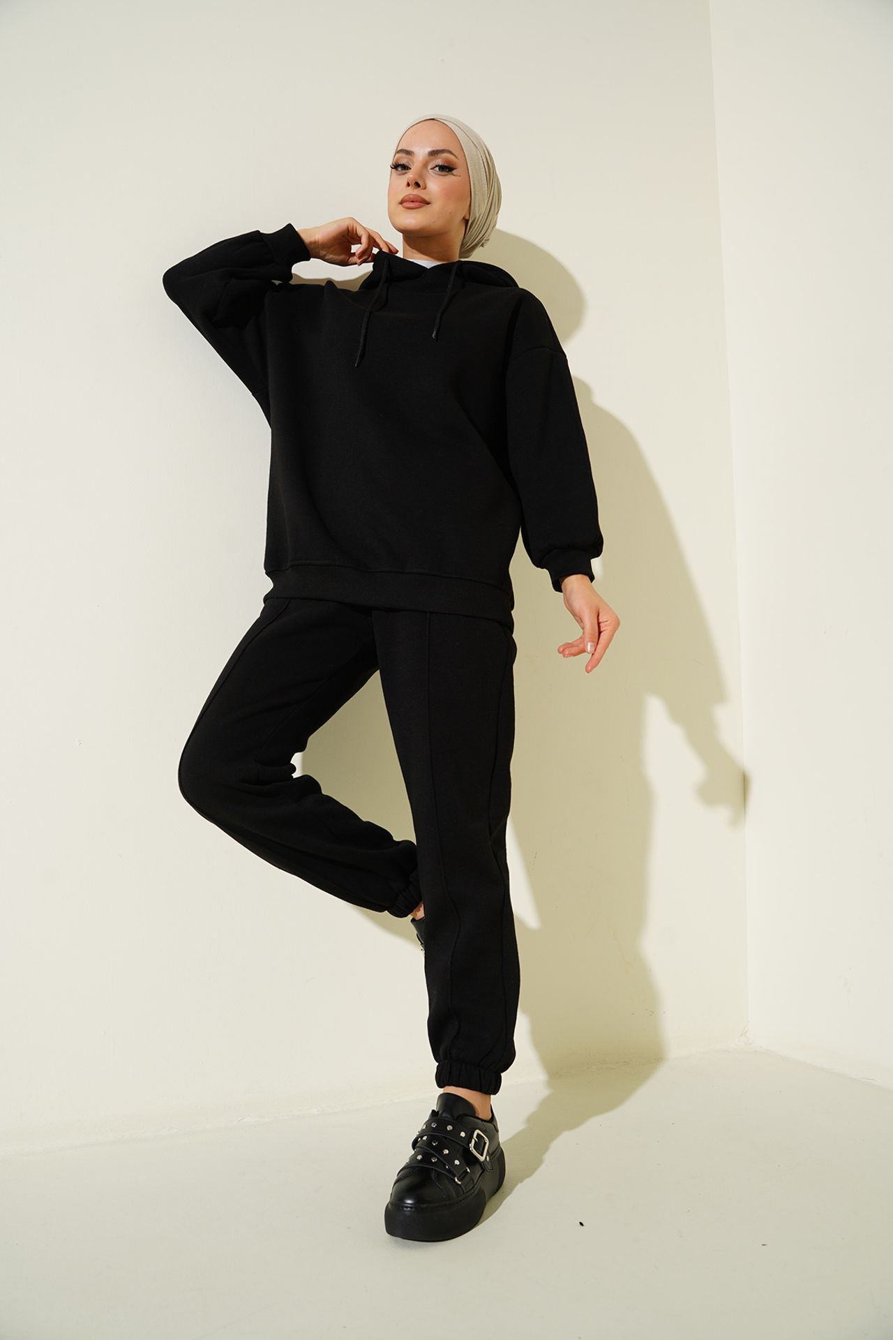 BDART Oversized Hooded Sweatshirt and Pants Active Set 2