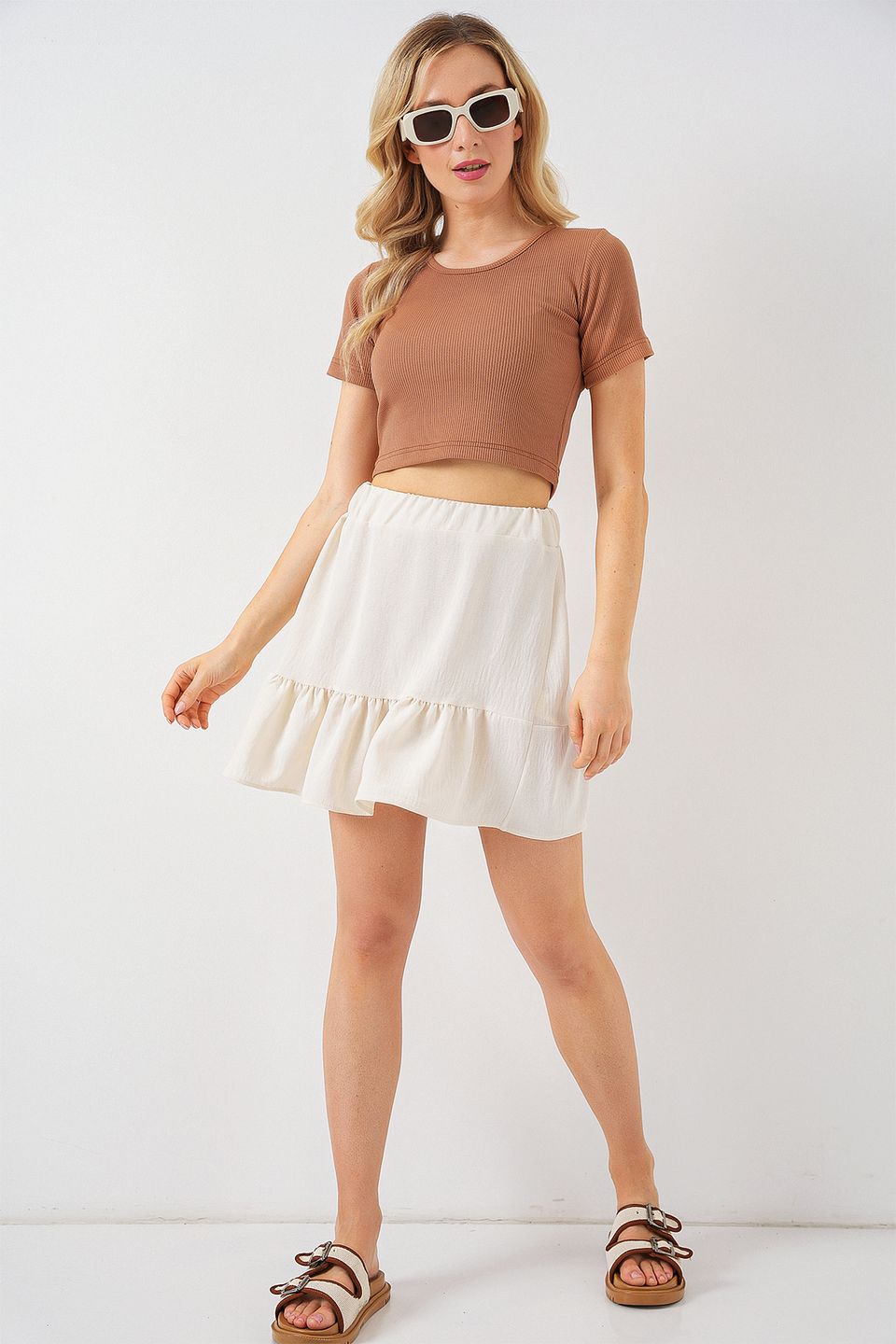 HiCCUP - Beige Natural Mini Balloon Skirt With Attached Inner