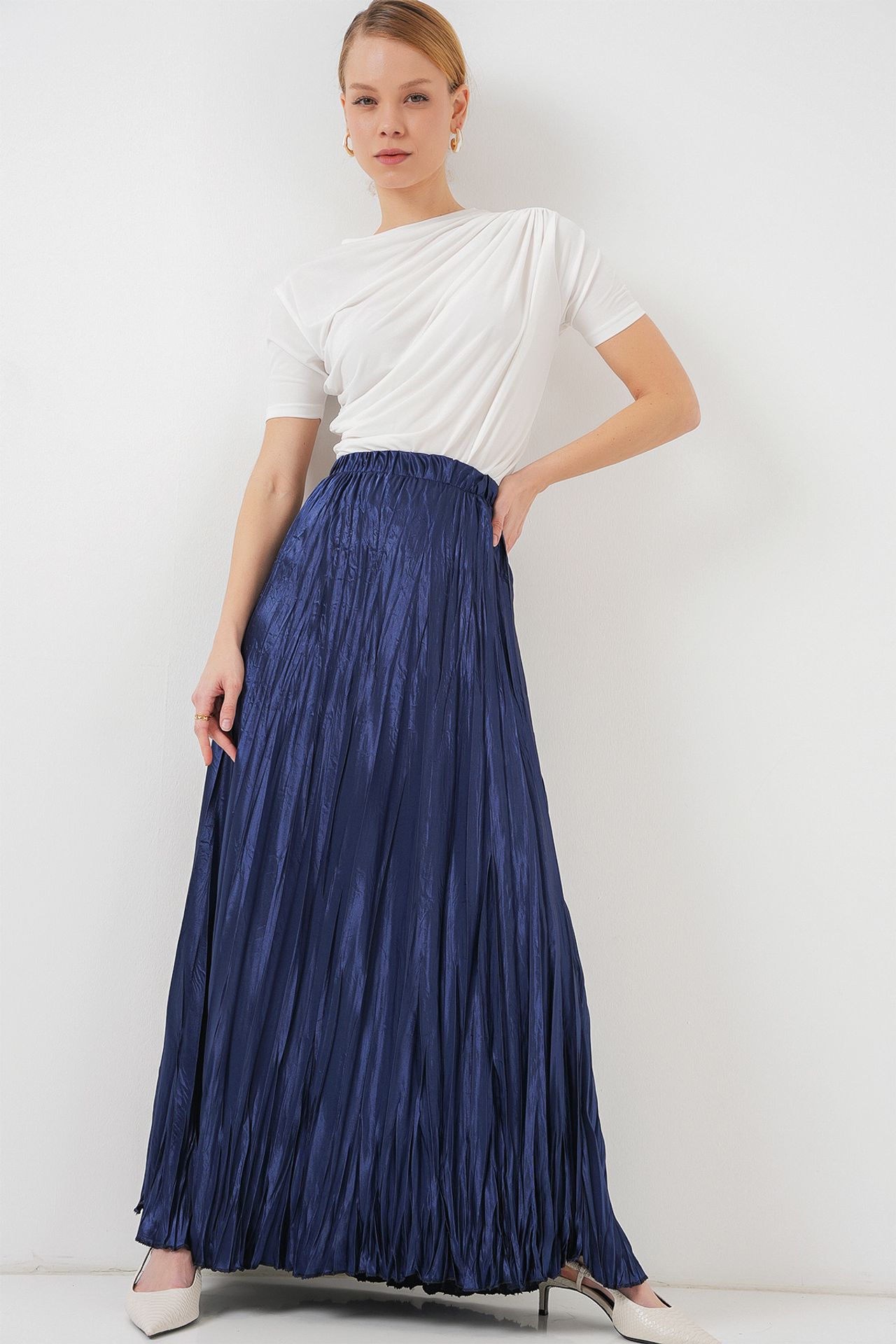 BDART Textured Maxi Skirt with Elastic Waist 1