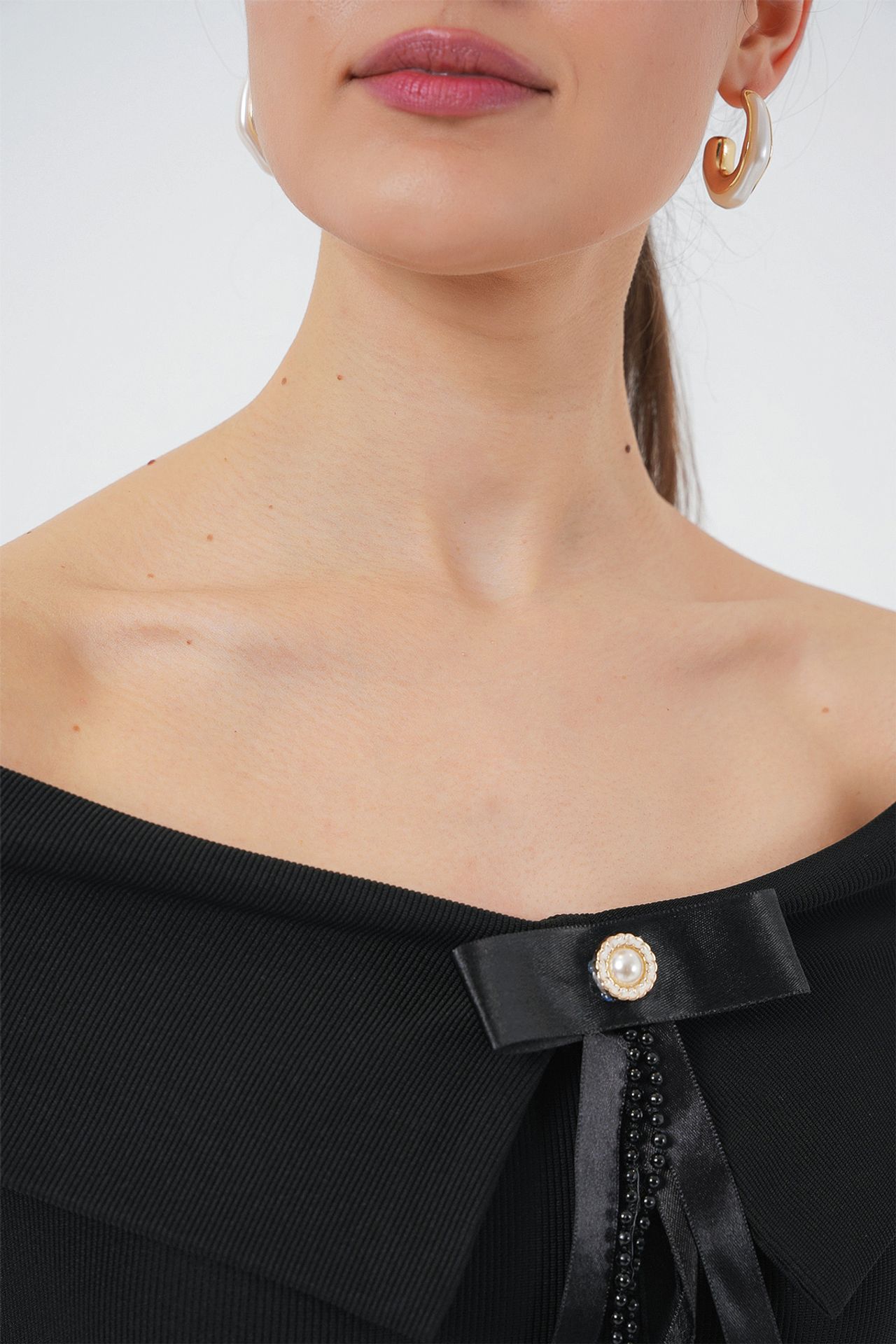 BDART Boat Neck Ribbed Blouse with Bow 5