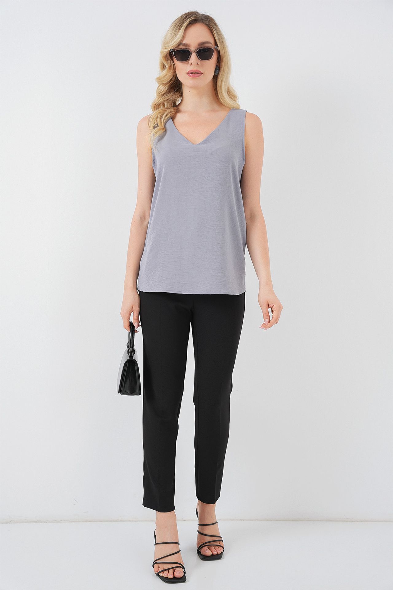 BDART Textured V-Neck Sleeveless Blouse 2