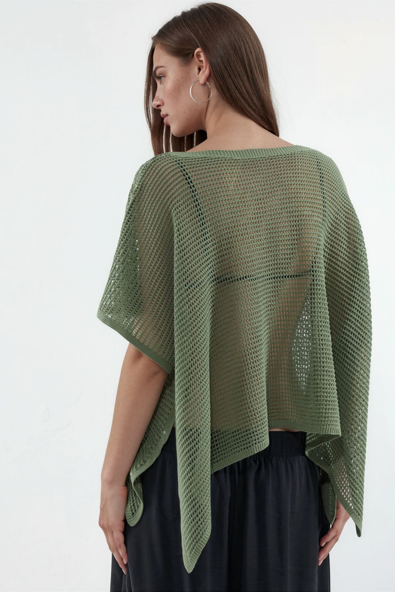 Sequin Embellished Knit Sweater 3