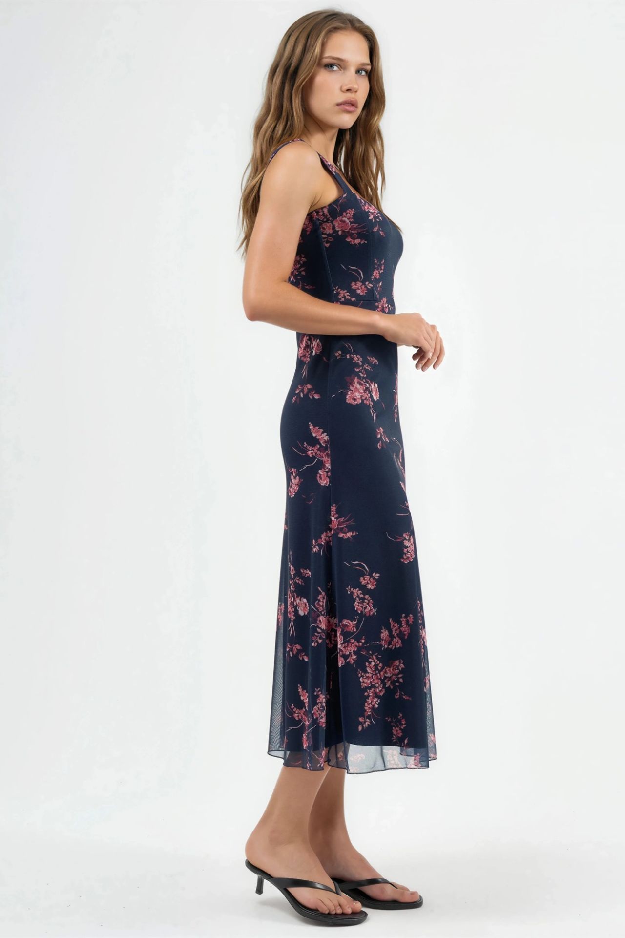 Floral Midi Dress with Heart Collar 2