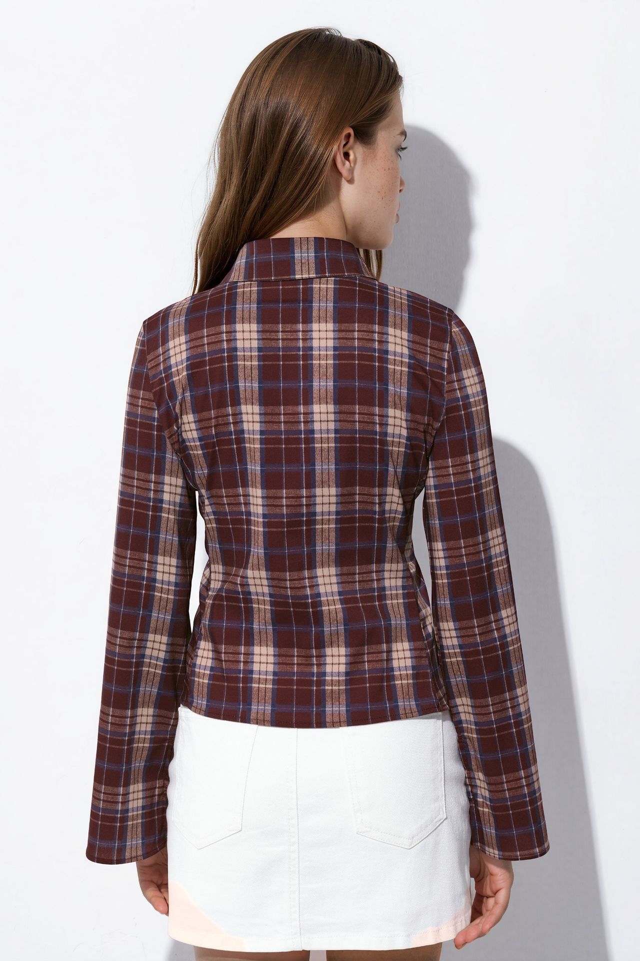 Plaid Fitted Shirt with Hook-and-Eye Detail 4
