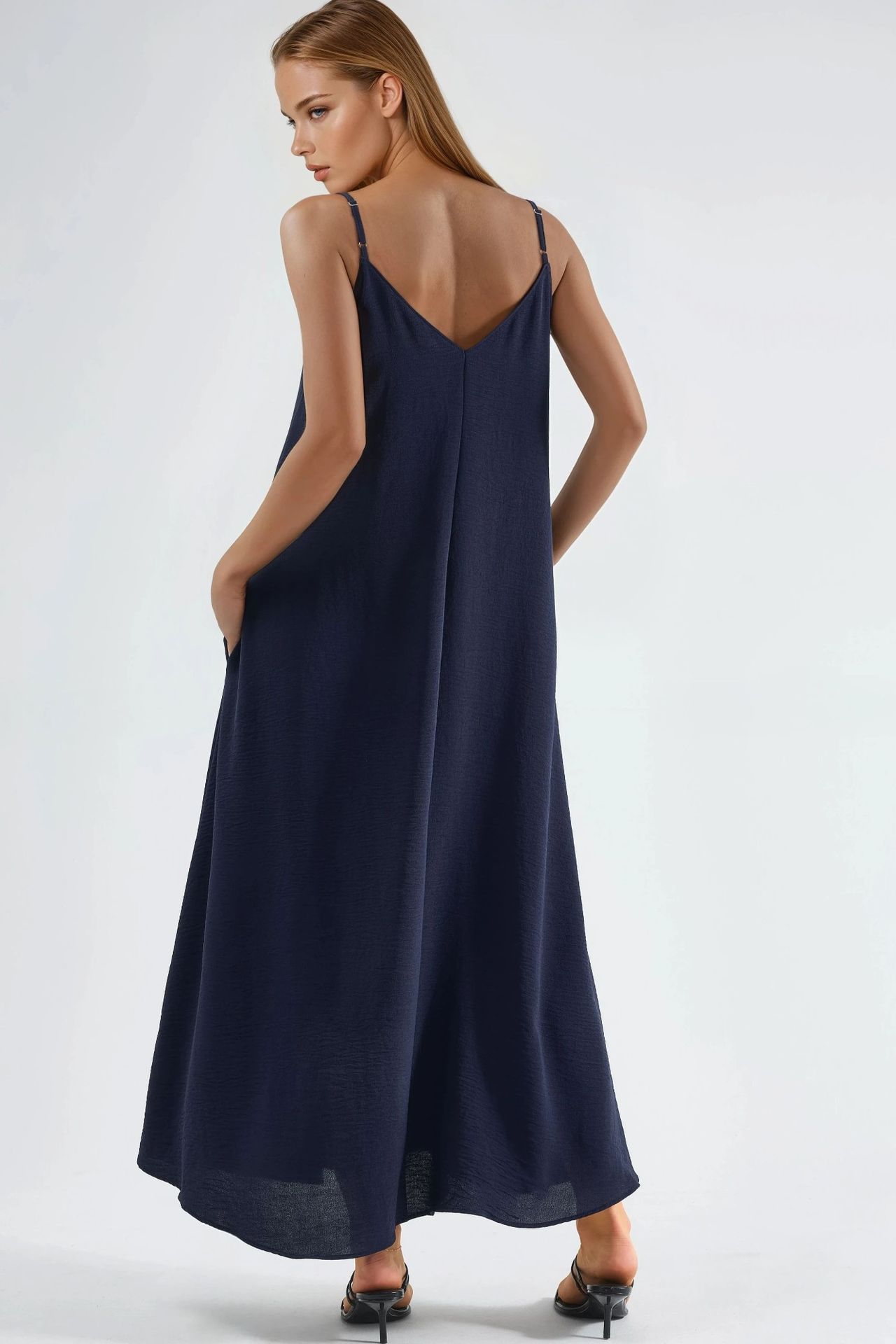 A-Form Maxi Dress 3
