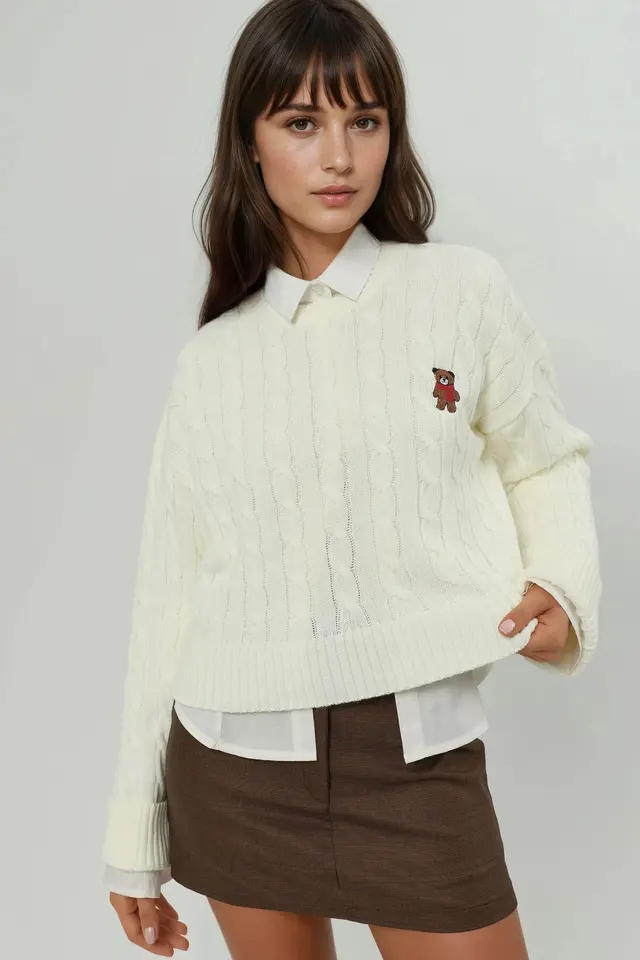 Hair Braid Knit Sweater with Embroidery