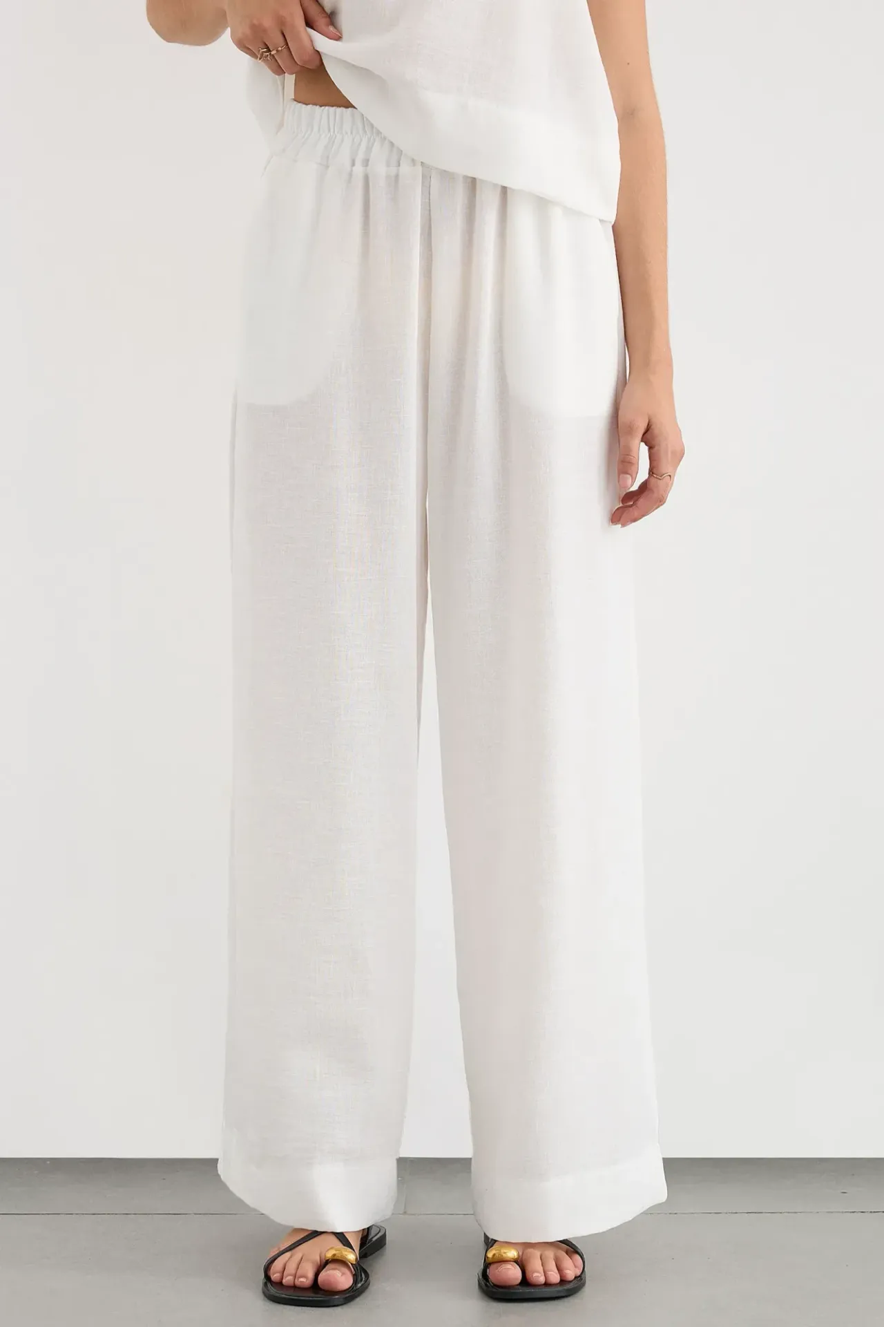 Linen Feel Blouse & Elastic Waist Pants Two-Piece Coord Set