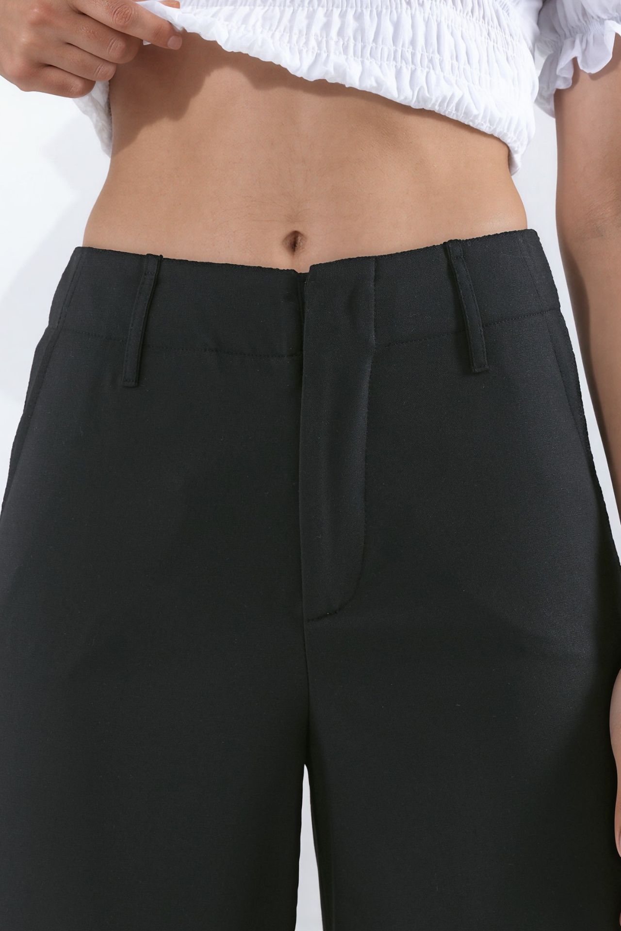 Belted Flowy Straight Fit Trousers 4