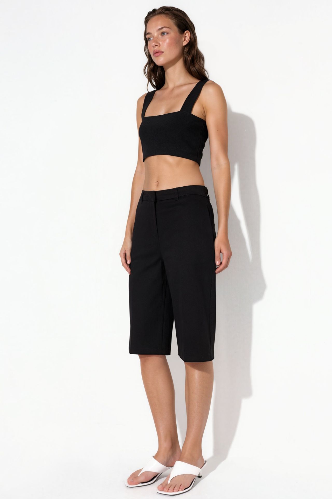 Straight Fit Bermuda Shorts (w/out Belt)