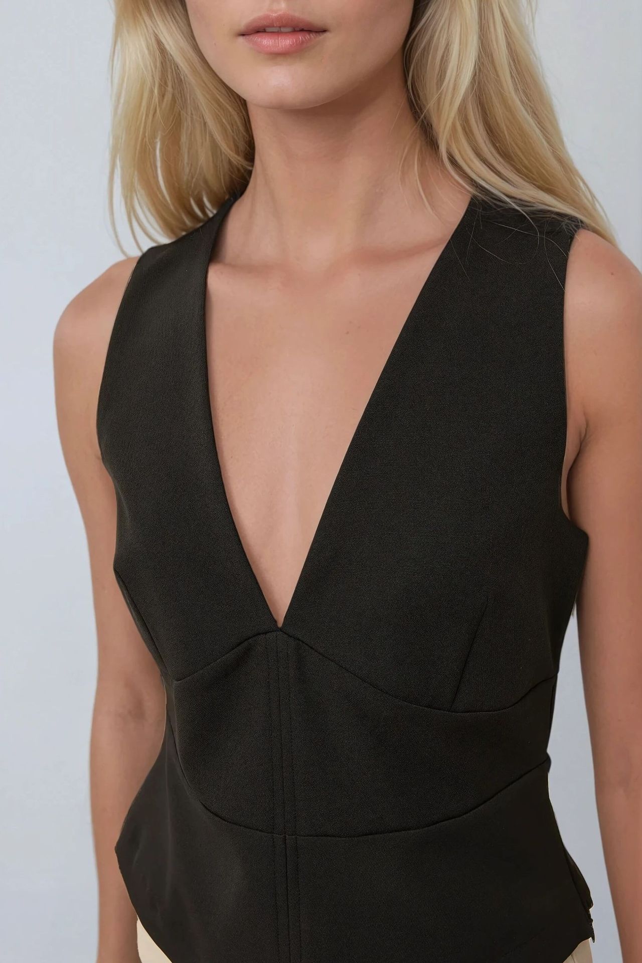 Fitted V-Neck Sleeveless Top