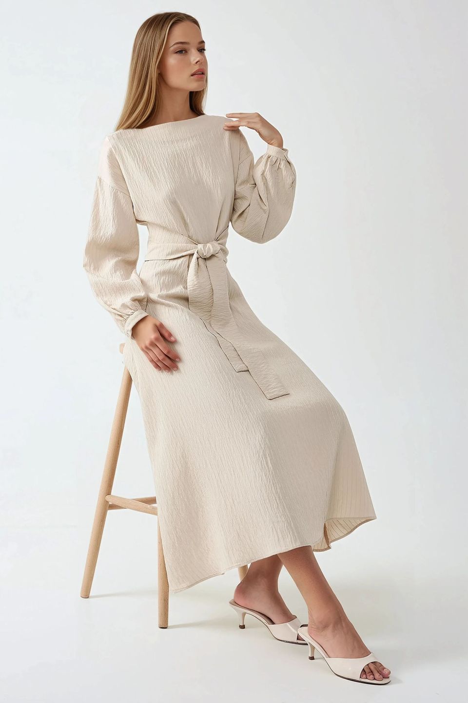 Textured Crew Neck Maxi Dress