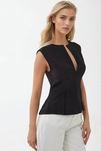 black-image-4