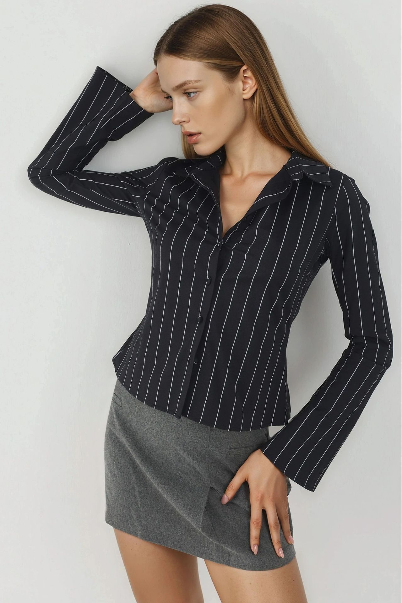 Fitted Striped Button-Up Shirt 1