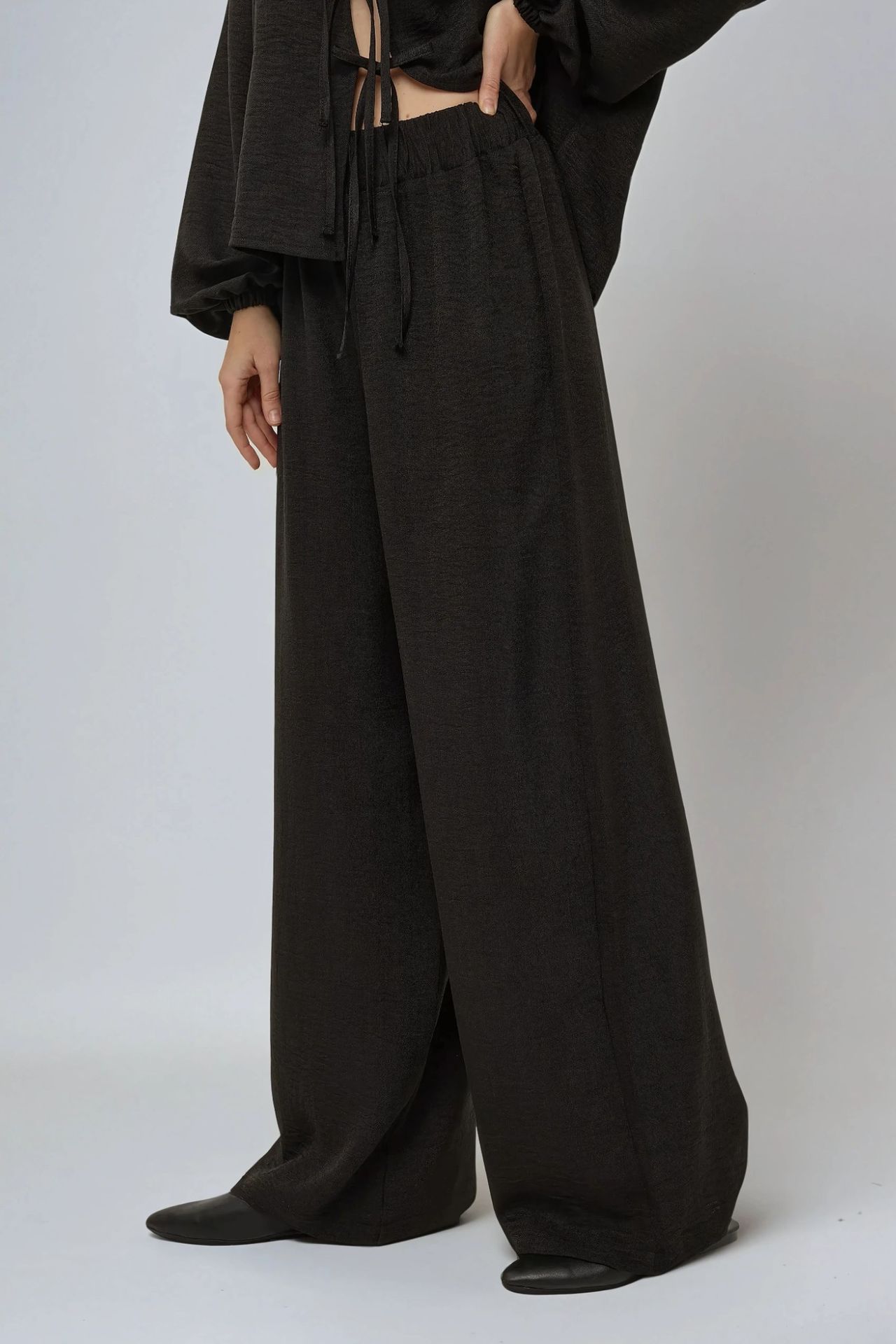 Wide Leg Relax Fit Pants