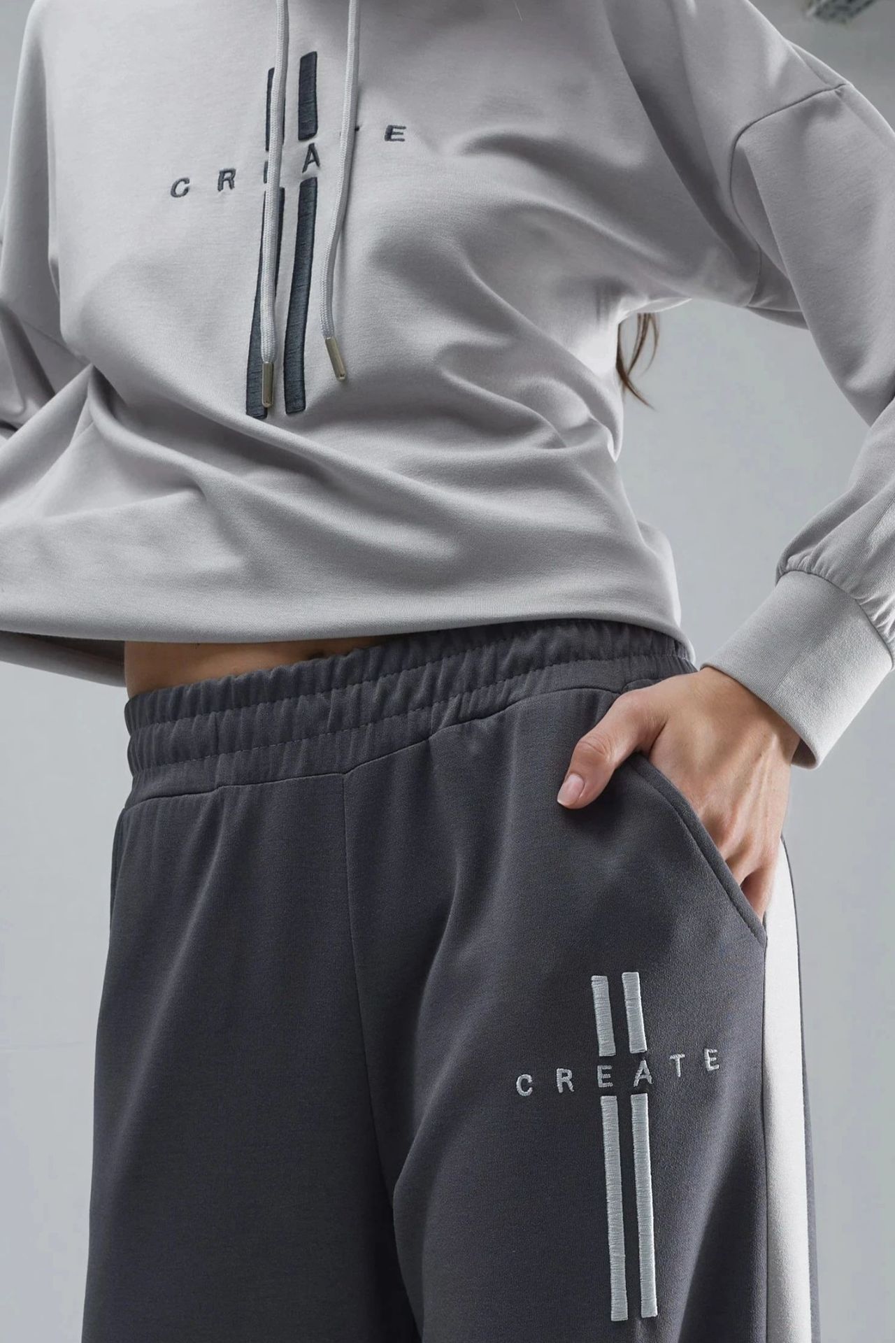 Modal Touch Hooded Sweatshirt & Stripe Detailed Pants Set Bersan Collection