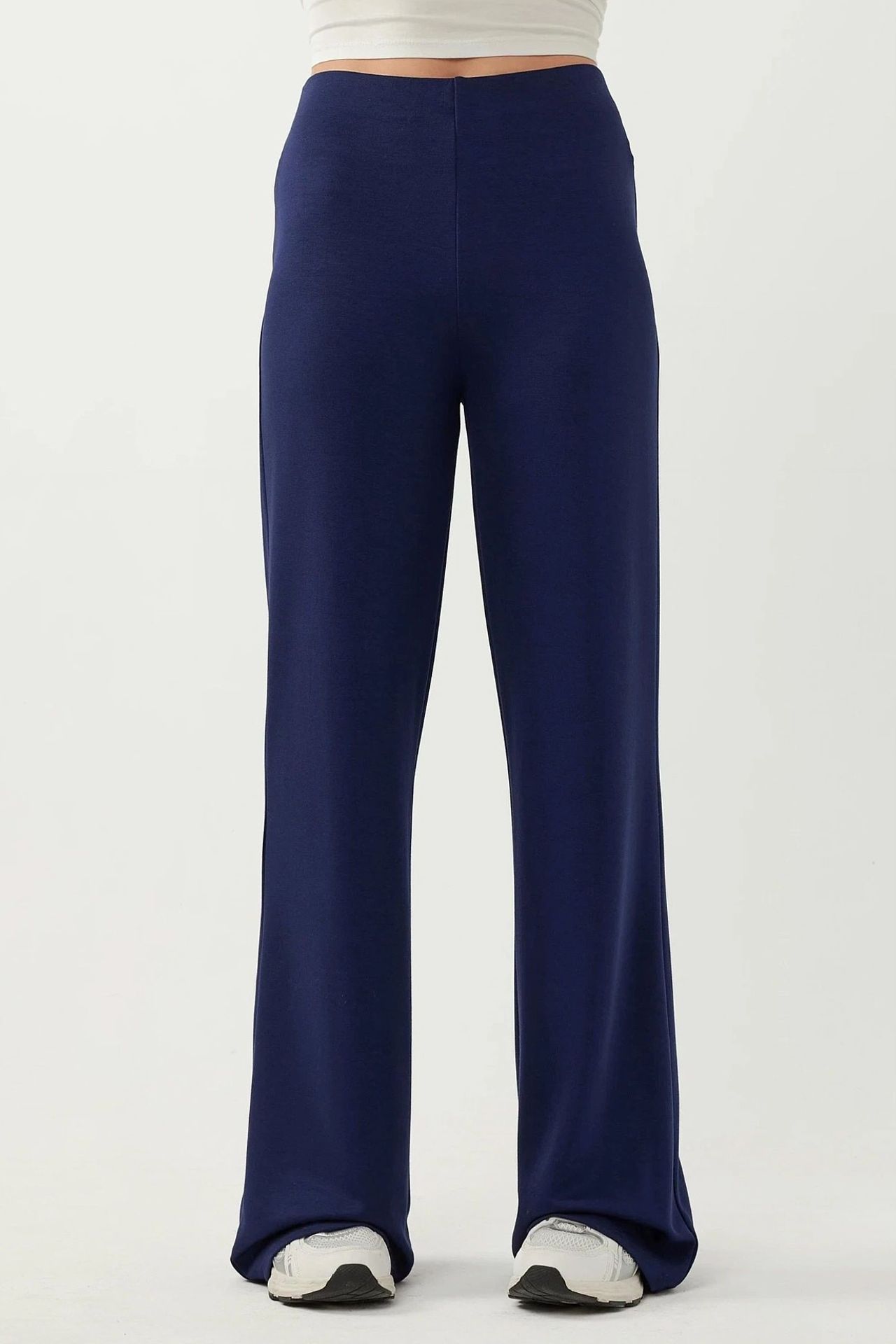 Relaxed Fit Modal Touch Straight Leg Sweatpants 6