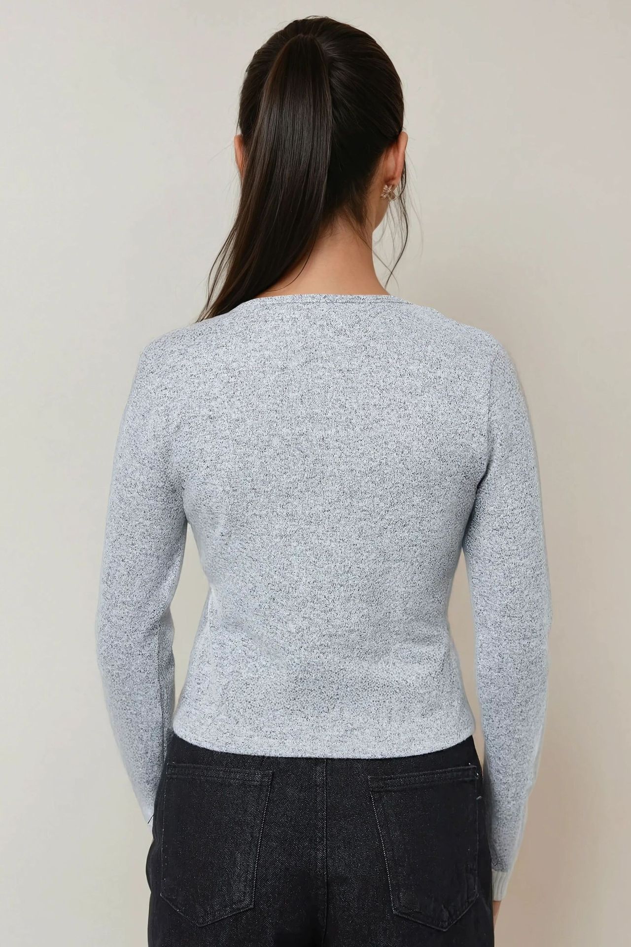 Textured Long Sleeve Buttoned Slim Fit Top