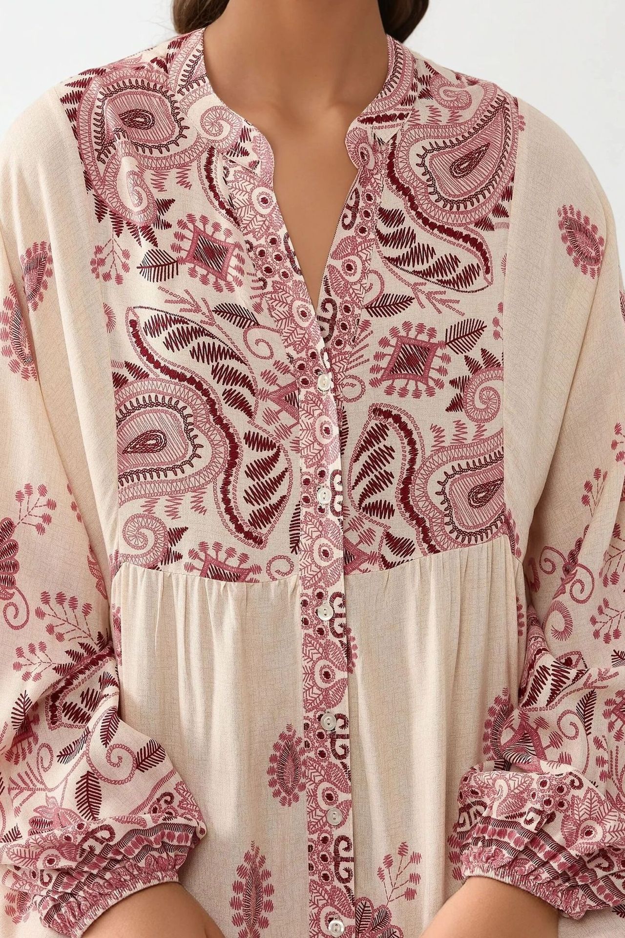 Printed V-neck Maxi Dress with Button Detail 4