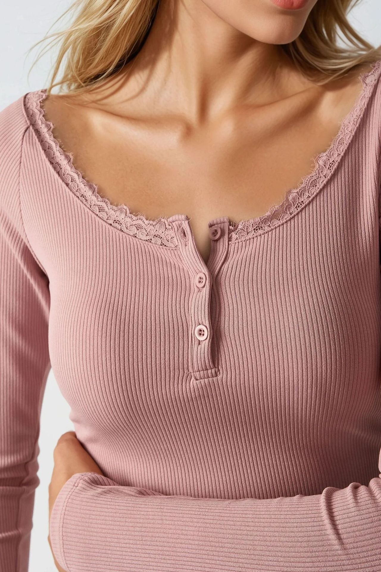 Slim Fit Lace Detail Long Sleeve Top