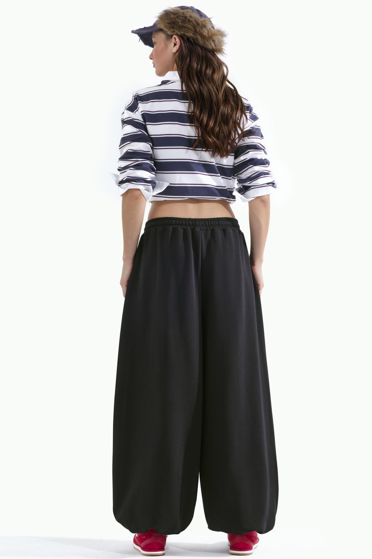 Balloon Fit Sweatpants 4