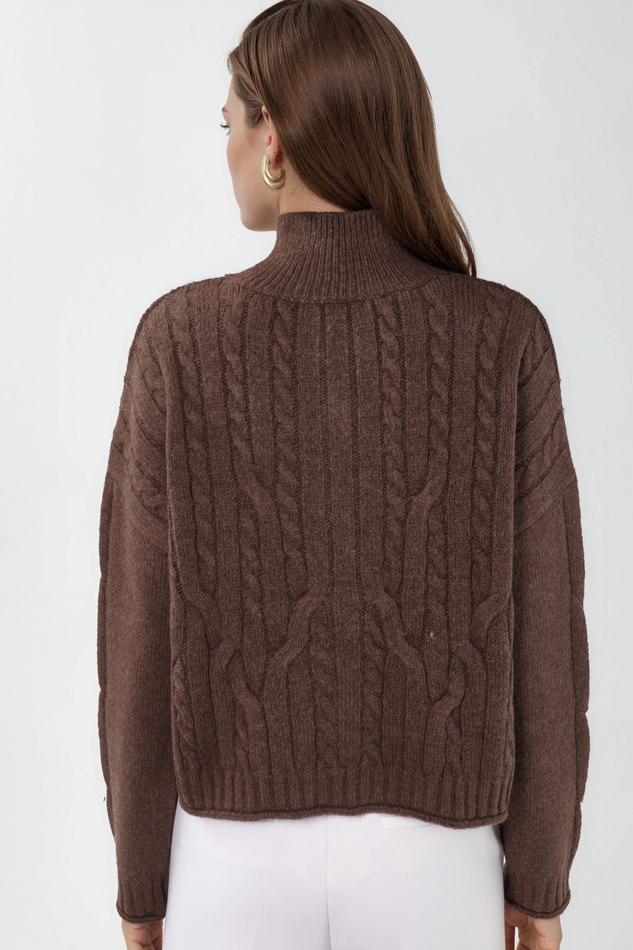 Crop Soft Touch Zip-Up Cable Knit Cardigan 3