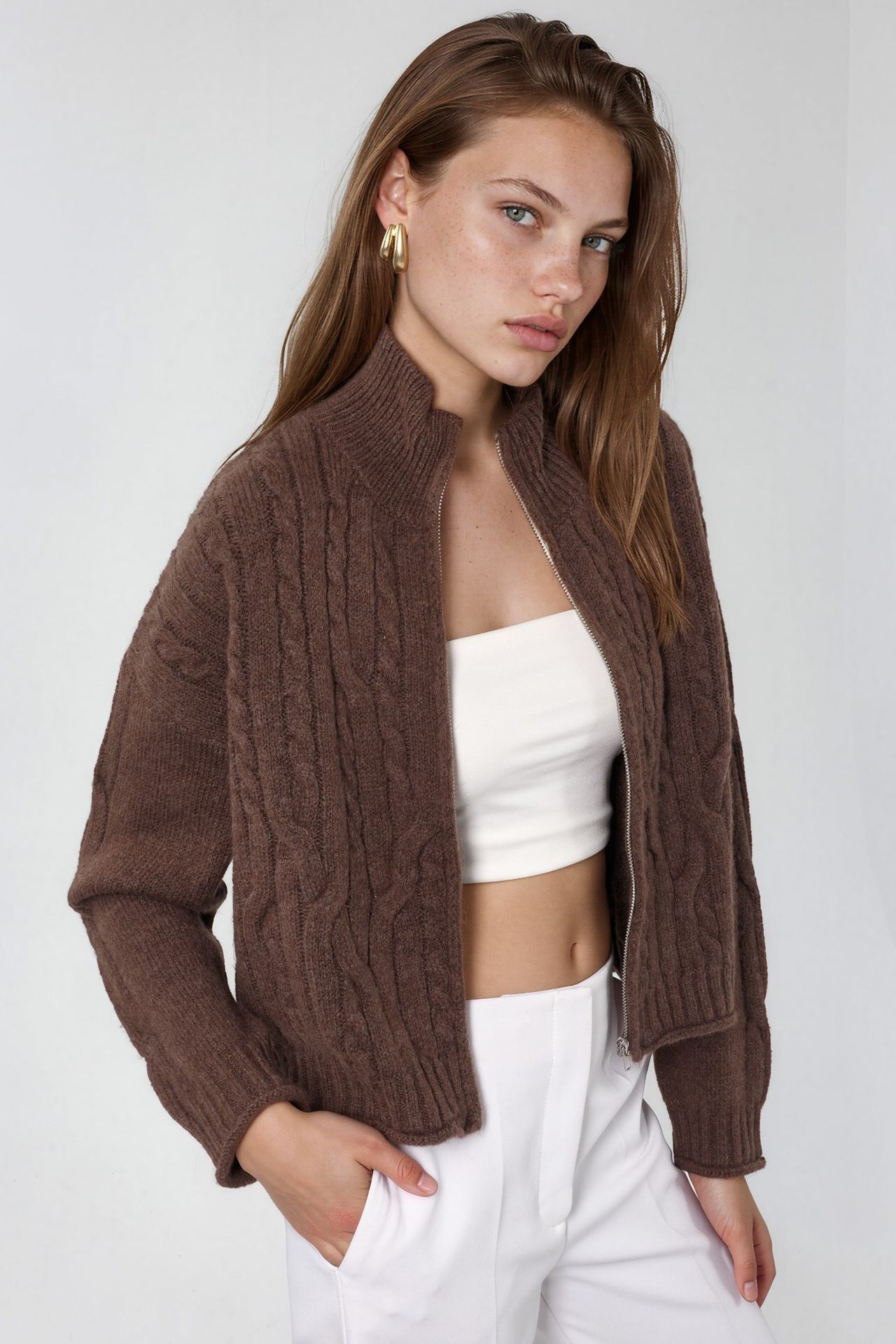 Crop Soft Touch Zip-Up Cable Knit Cardigan 4
